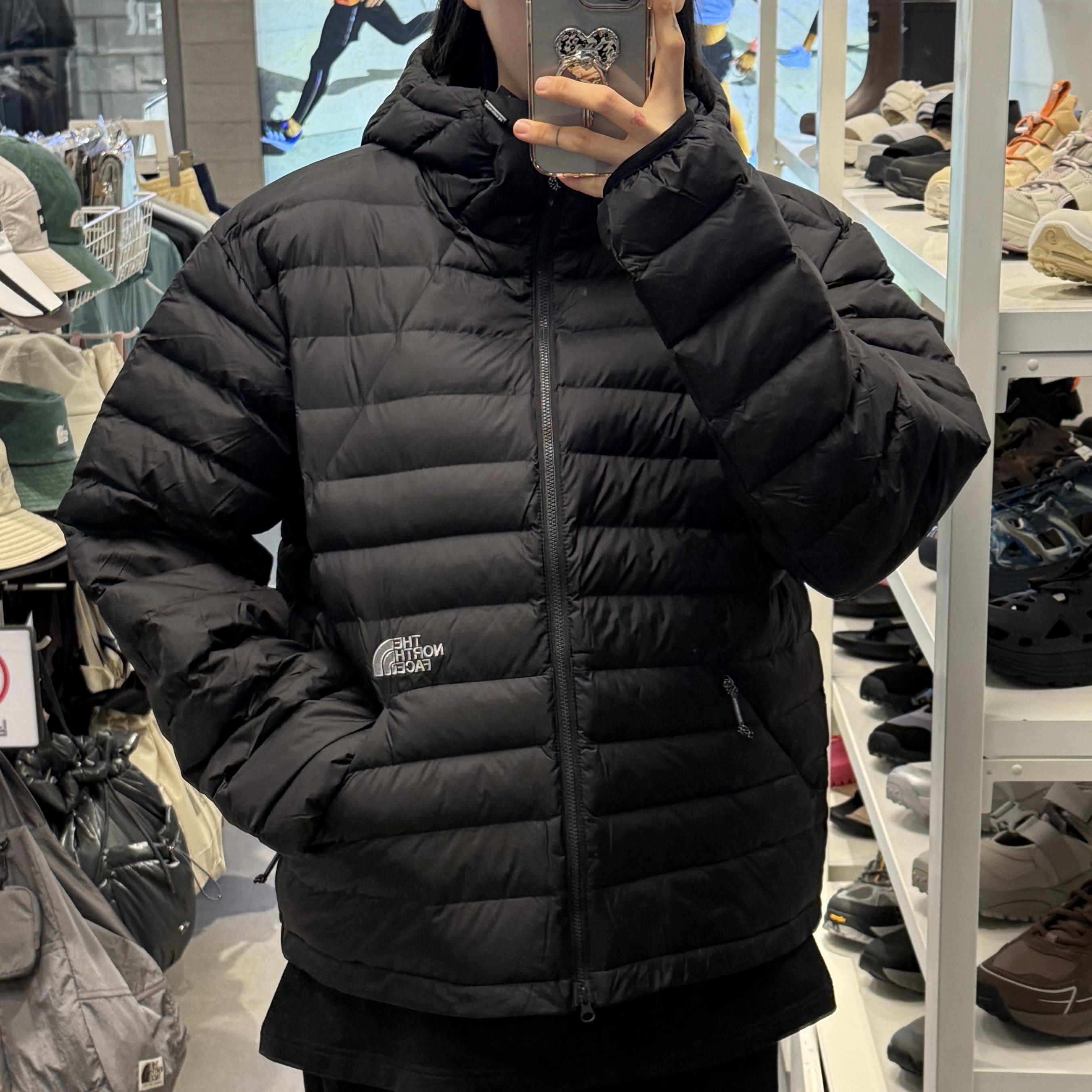 The North Face Ventus On Jacket Black 착용 스타일 - 1