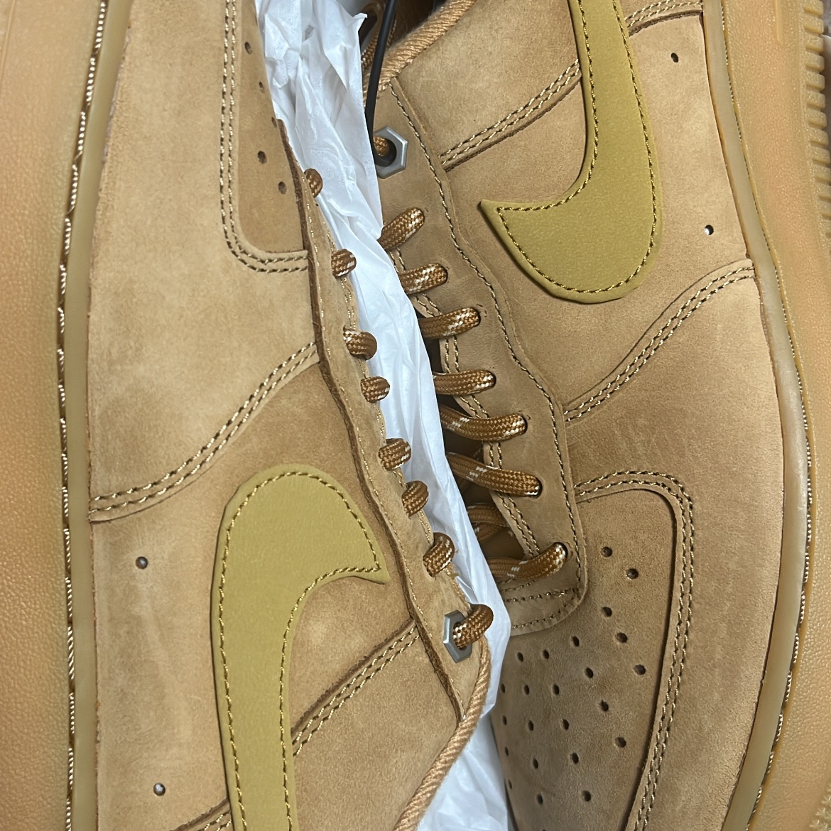 Nike Air Force 1 '07 WB Flax 착용 스타일