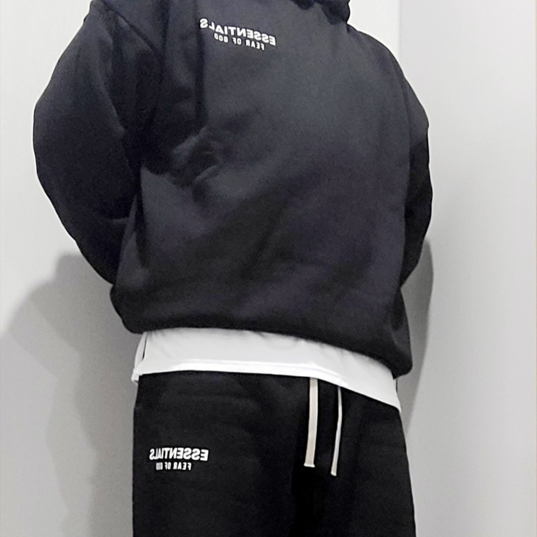 Essentials Fleece Essential Sweatpant Black - 24FW, Essentials Fleece Hoodie Black - 24FW 착용 스타일 - 2