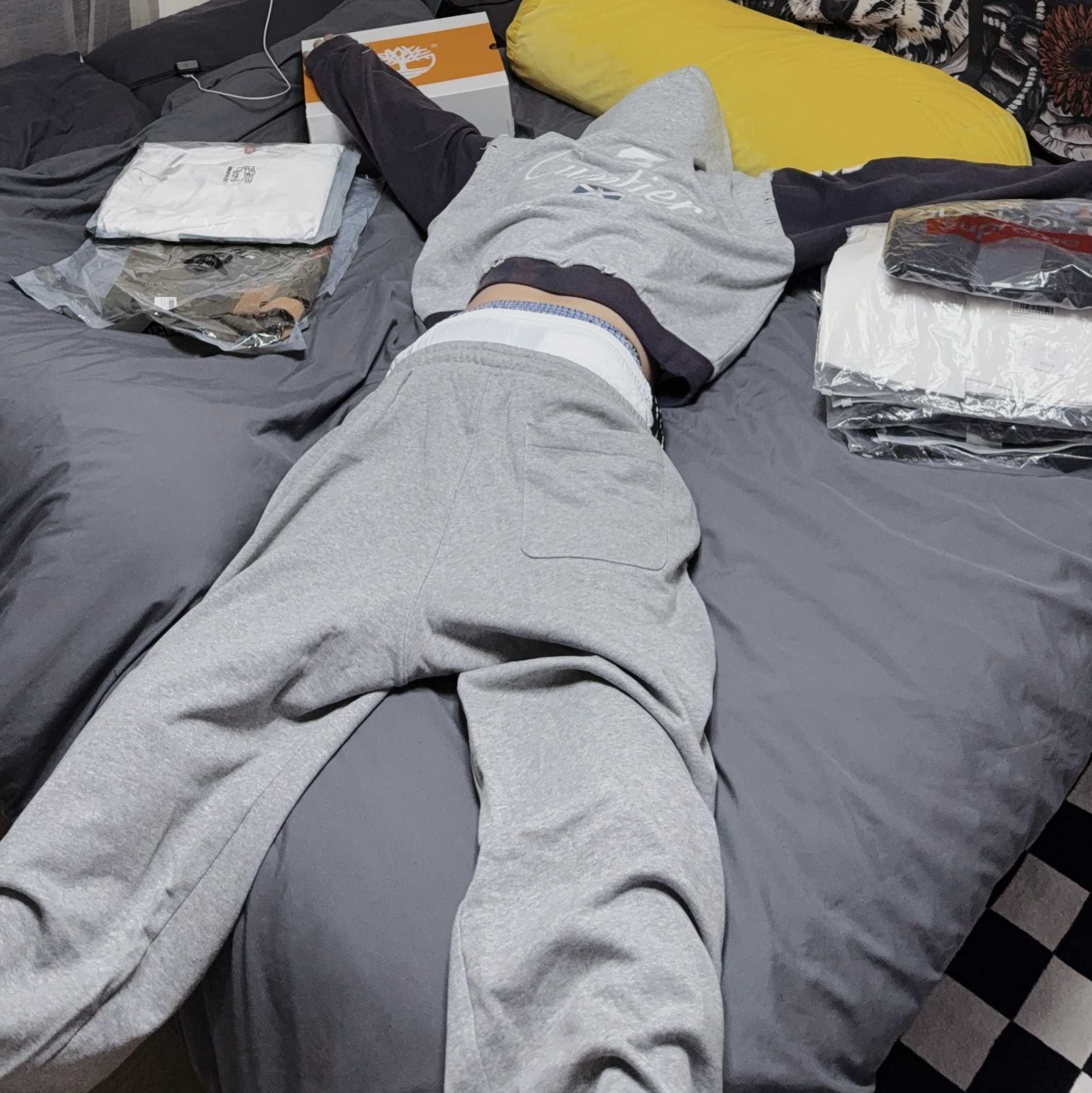 Project G/R 3 Layered Sweat Pants Grey, Project G/R Cuntier Zip Hoodie Melange Grey 착용 스타일 - 1