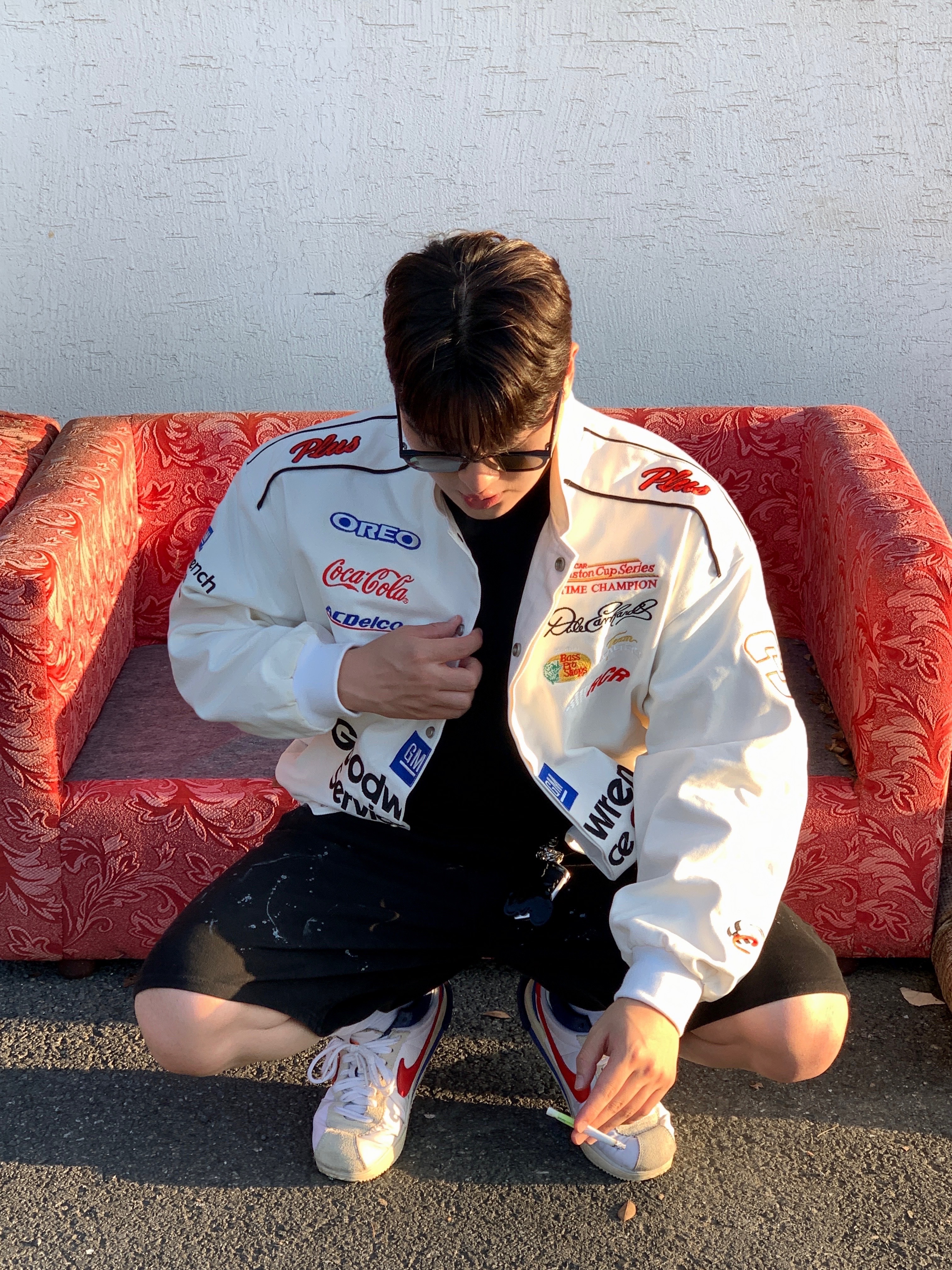 Nike x Sacai Zoom Cortez SP White and University Red 착용 스타일