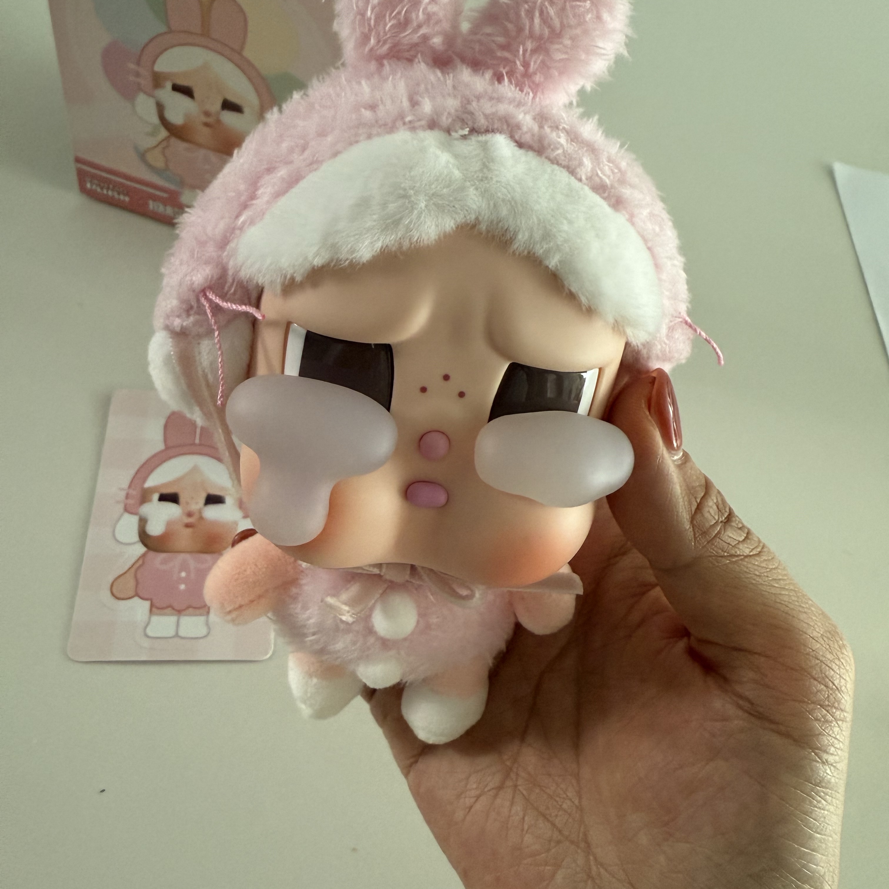 Pop Mart Crybaby Crying Again Series Plush Keyring I'll Give You All My Love (Opened Case) 착용 스타일 - 4