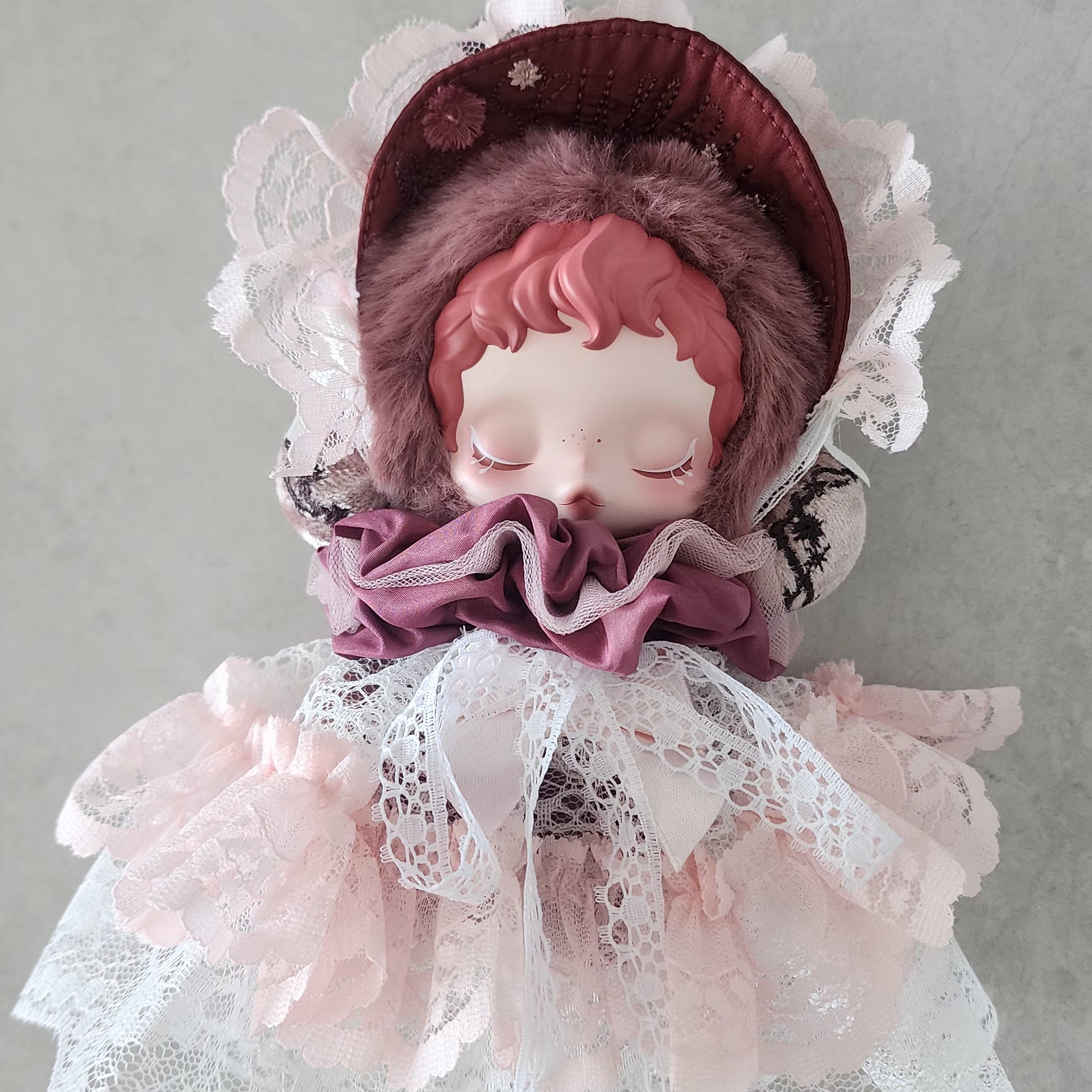 Pop Mart Skullpanda L’Impressionnisme Series Plush Doll Blossom (Opened Case) 착용 스타일 - 1