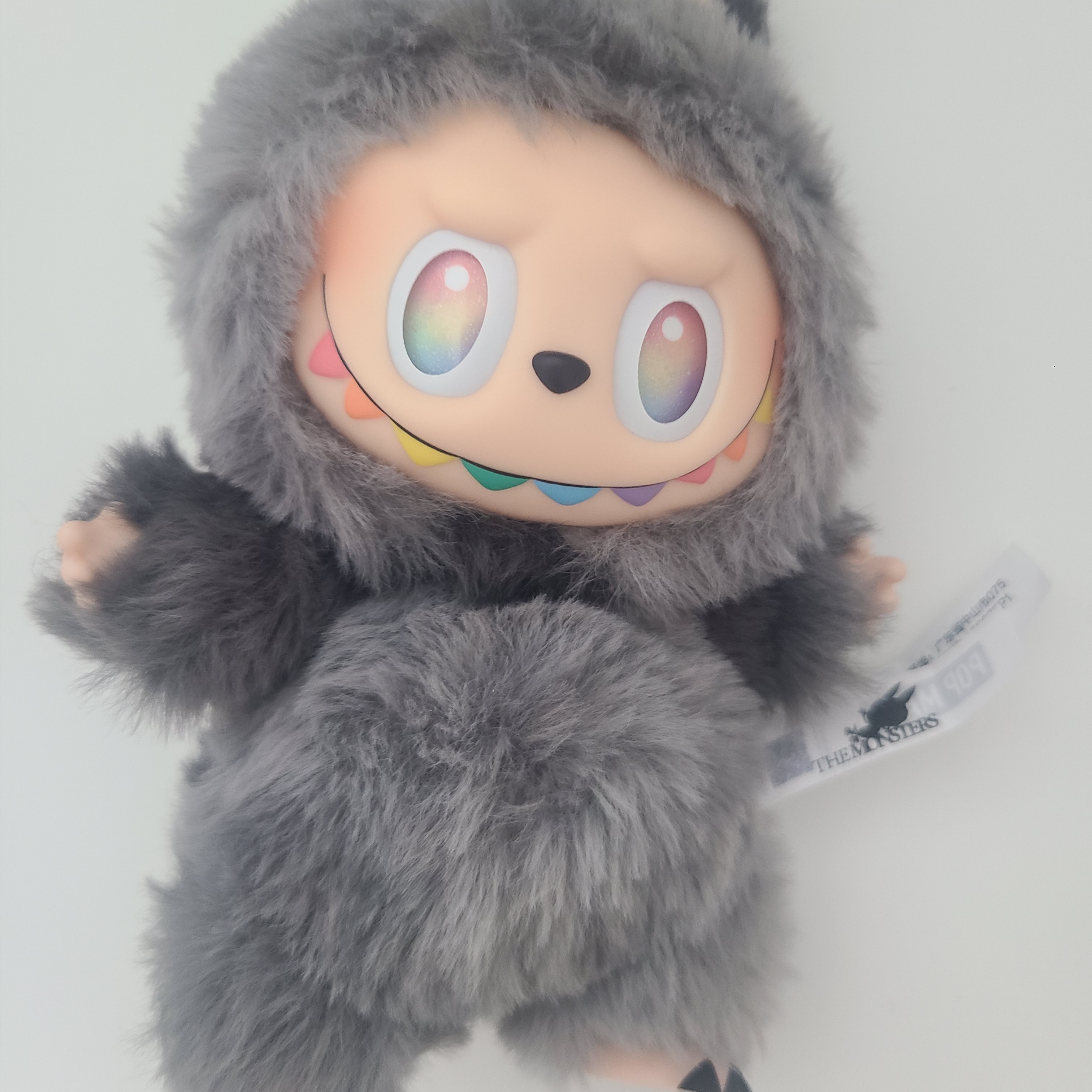 Pop Mart Labubu The Monsters Highlight Series ID Keyring (Opened Case) 착용 스타일