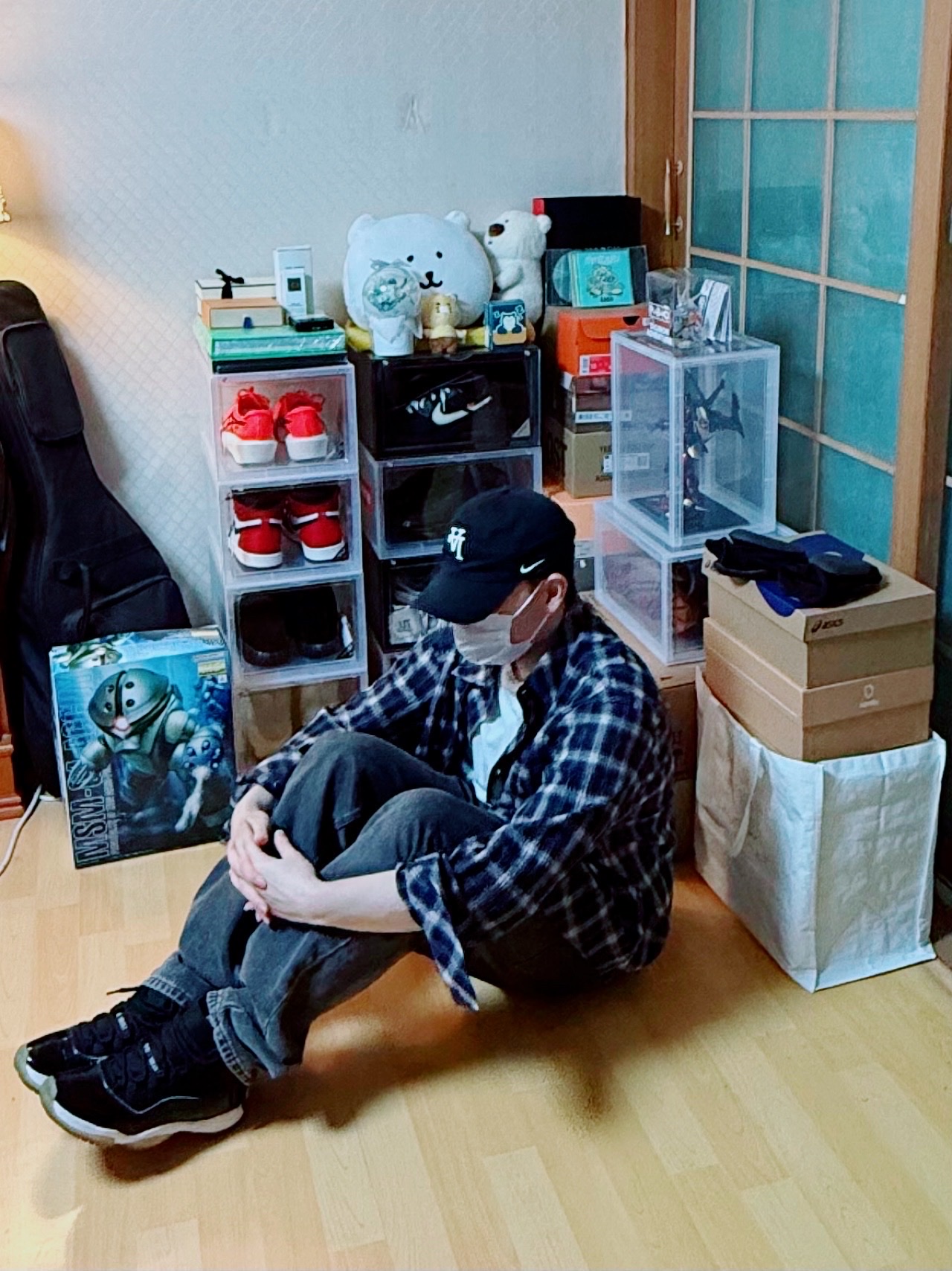 Undermycar Mu.122 Original Logo Basic Long Sleeve Check Shirts Purple Beige, Nike x Corteiz Air Max 95 Black and Tour Yellow 착용 스타일 - 2