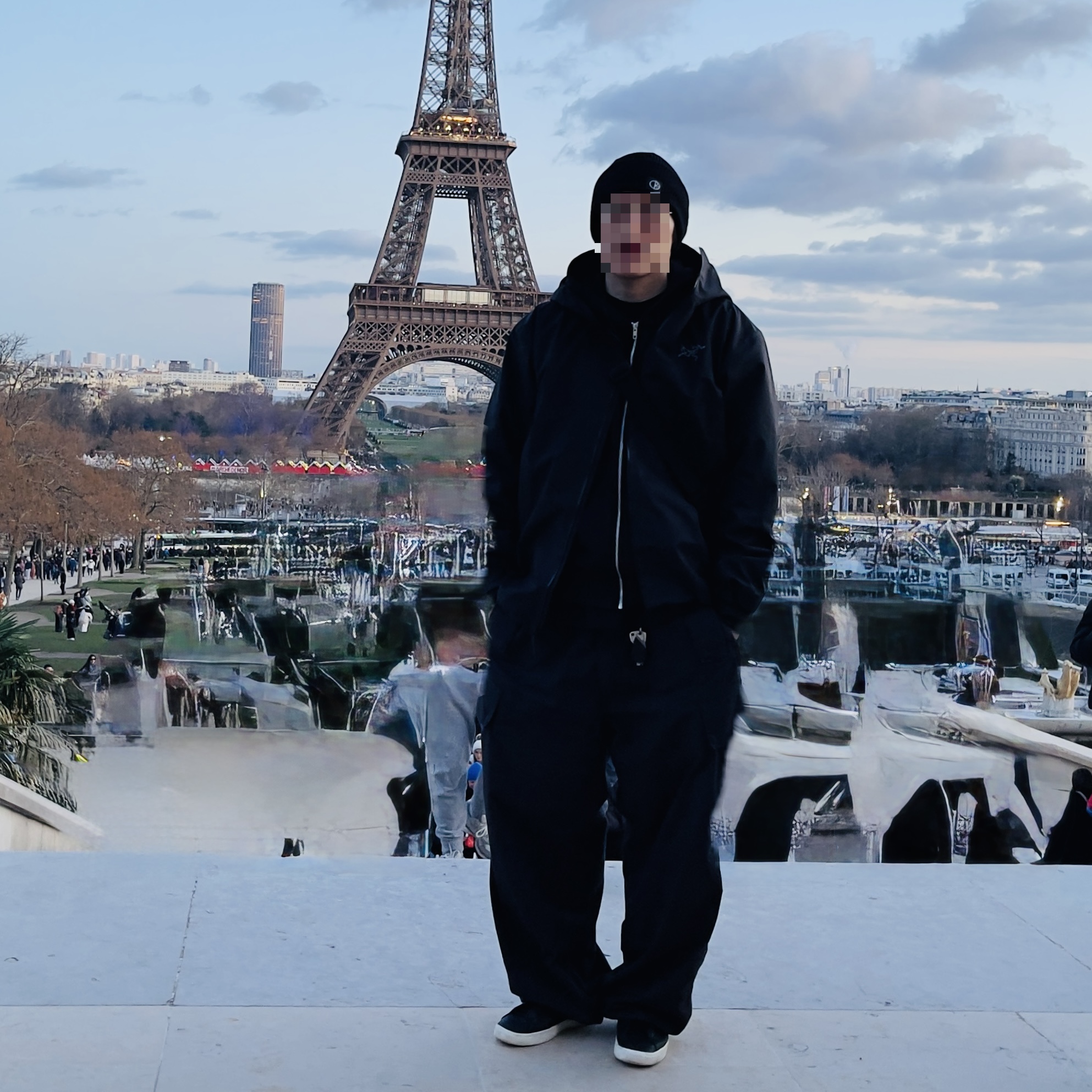 Arc'teryx Beta LT Jacket Black, Stussy Stock DSM London Zip Hoodie Black 착용 스타일