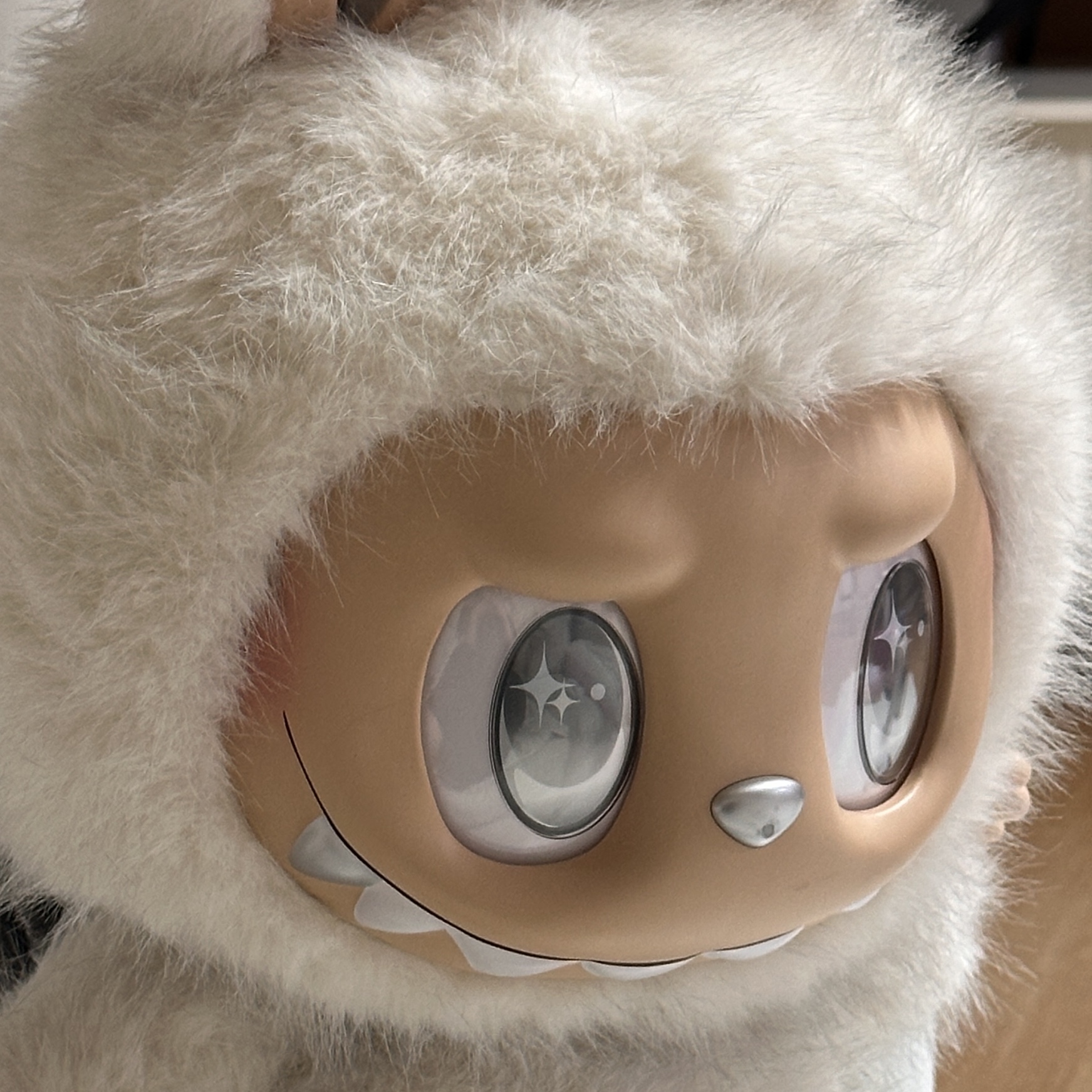Pop Mart The Monsters Zimomo Angel In Clouds Vinyl Face Doll 착용 스타일 - 1