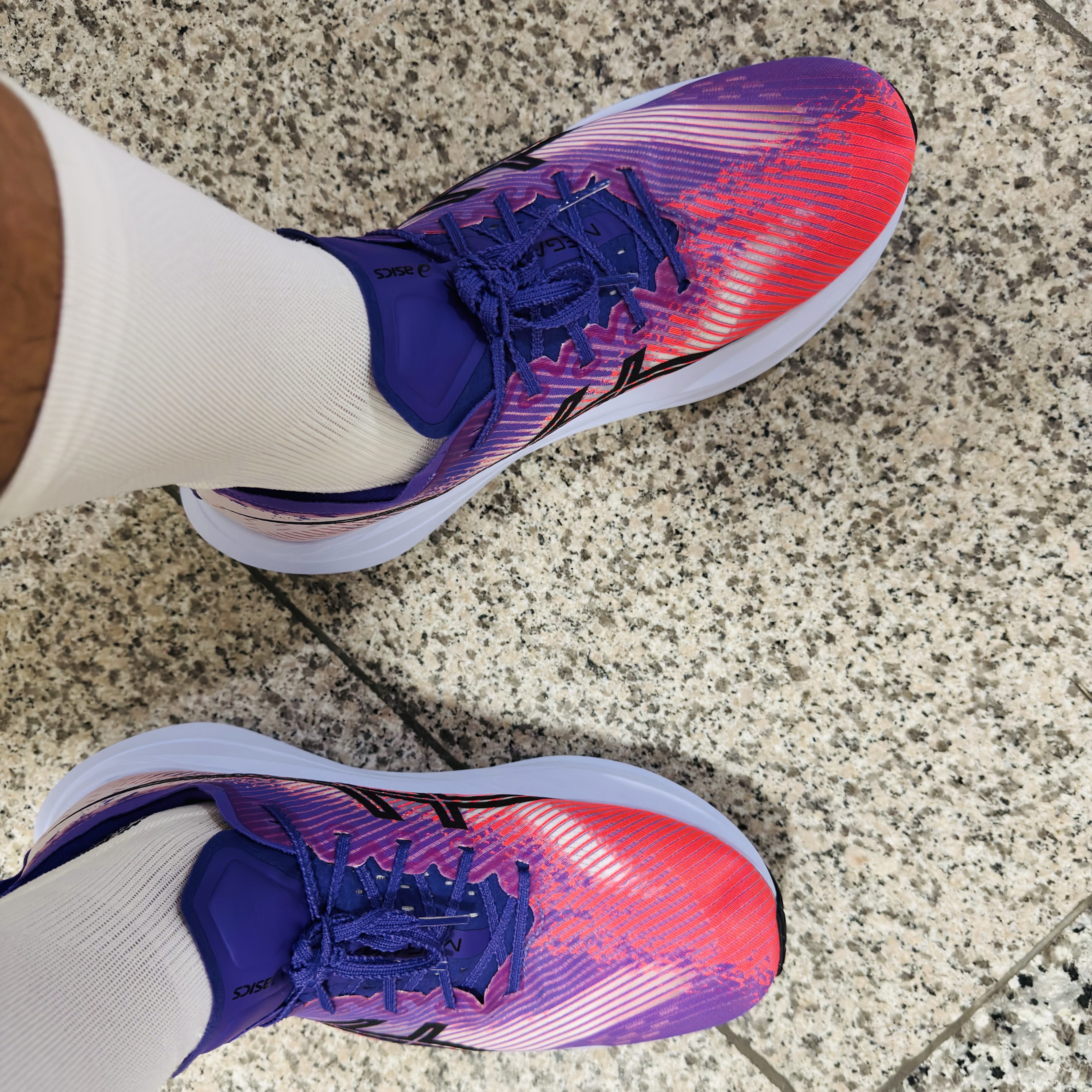 Asics Megablast Edo Purple Black 착용 스타일 - 2