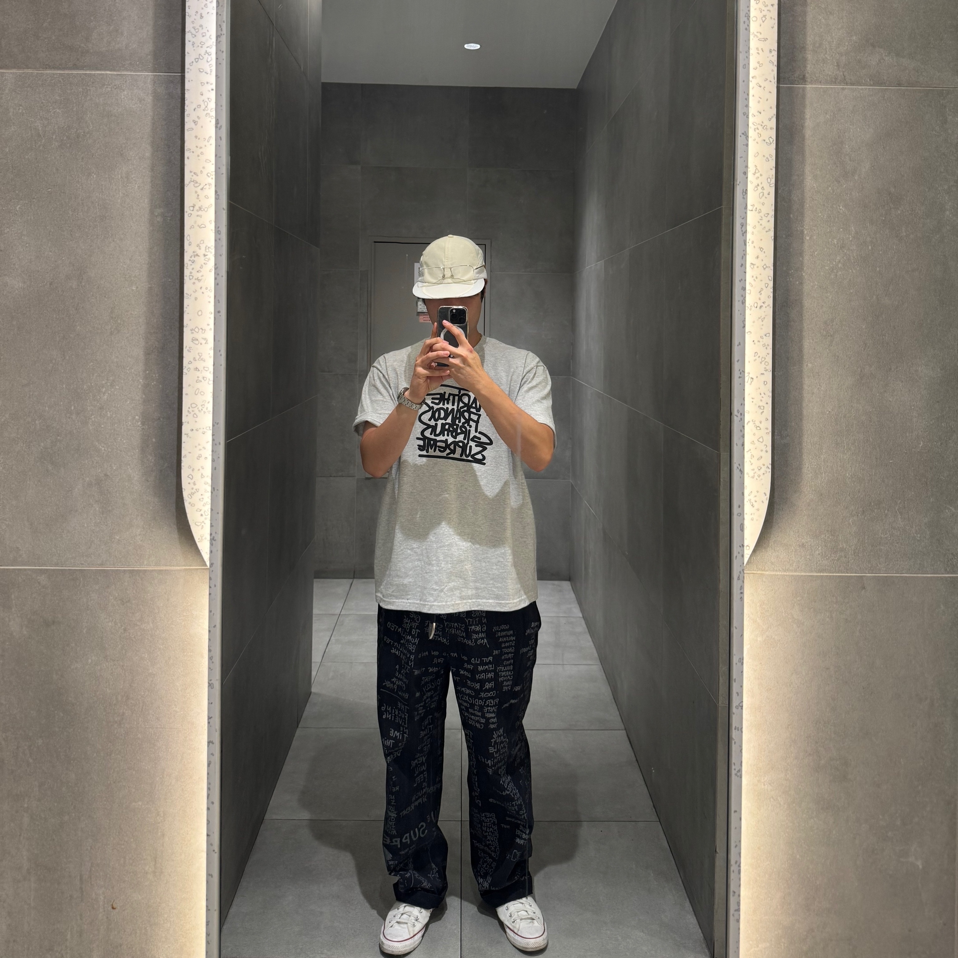 Supreme x Marithe Francois Girbaud T-Shirt Ash Grey - 25SS, Supreme Gonz Poems Chino Pants Black - 23SS 착용 스타일