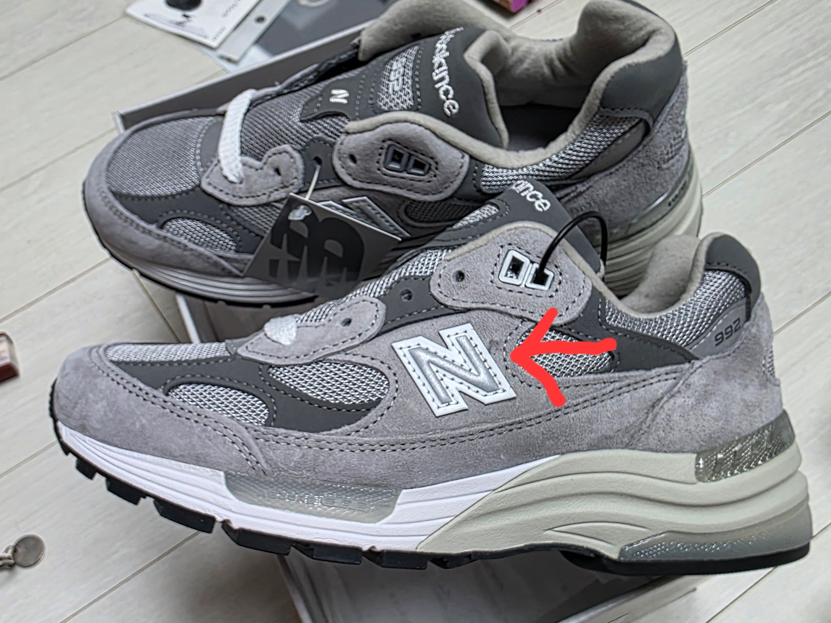 New Balance 992 Made in USA Core Grey Silver Metallic, New Balance 992 Made in USA Grey - D Standard 착용 스타일 - 6
