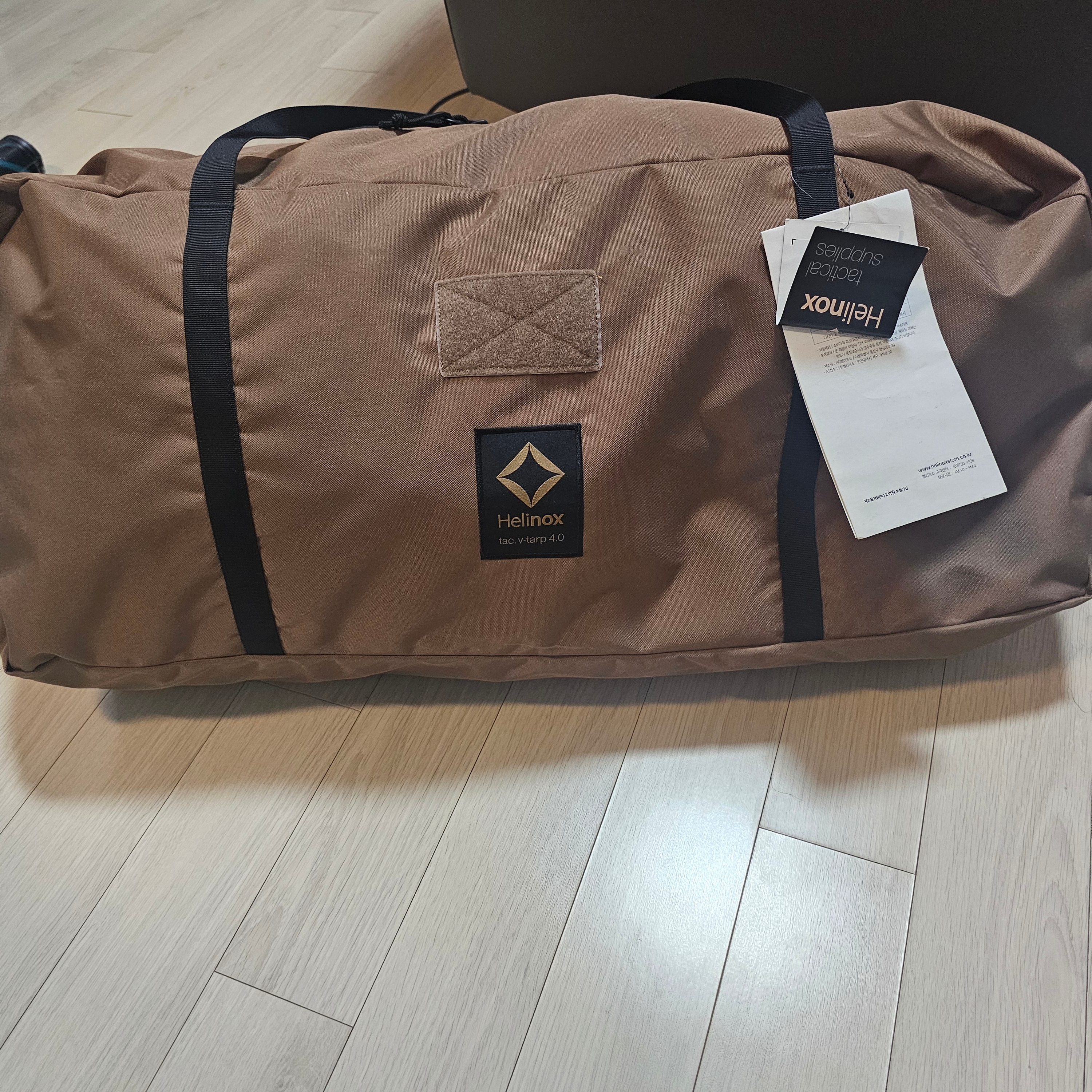 Helinox Tactical V-Tarp 4.0 R1 Coyote Tan, Snow Peak Takibi My Table 착용 스타일 - 1