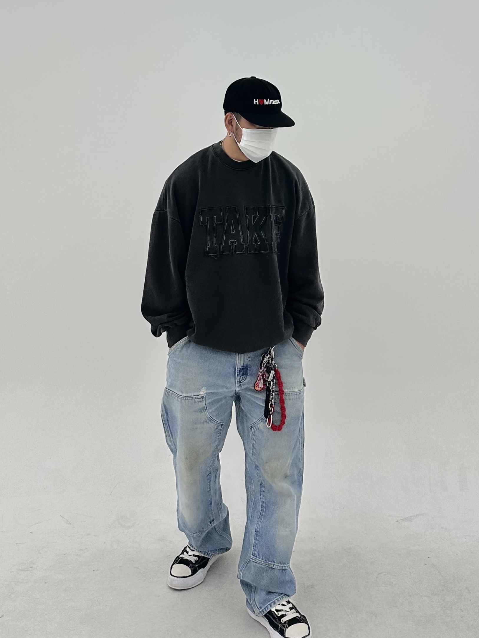 Hommless 5 Panel Cap Black, Maison Mihara Yasuhiro Peterson OG Sole Canvas Low Sneakers Black 착용 스타일 - 1