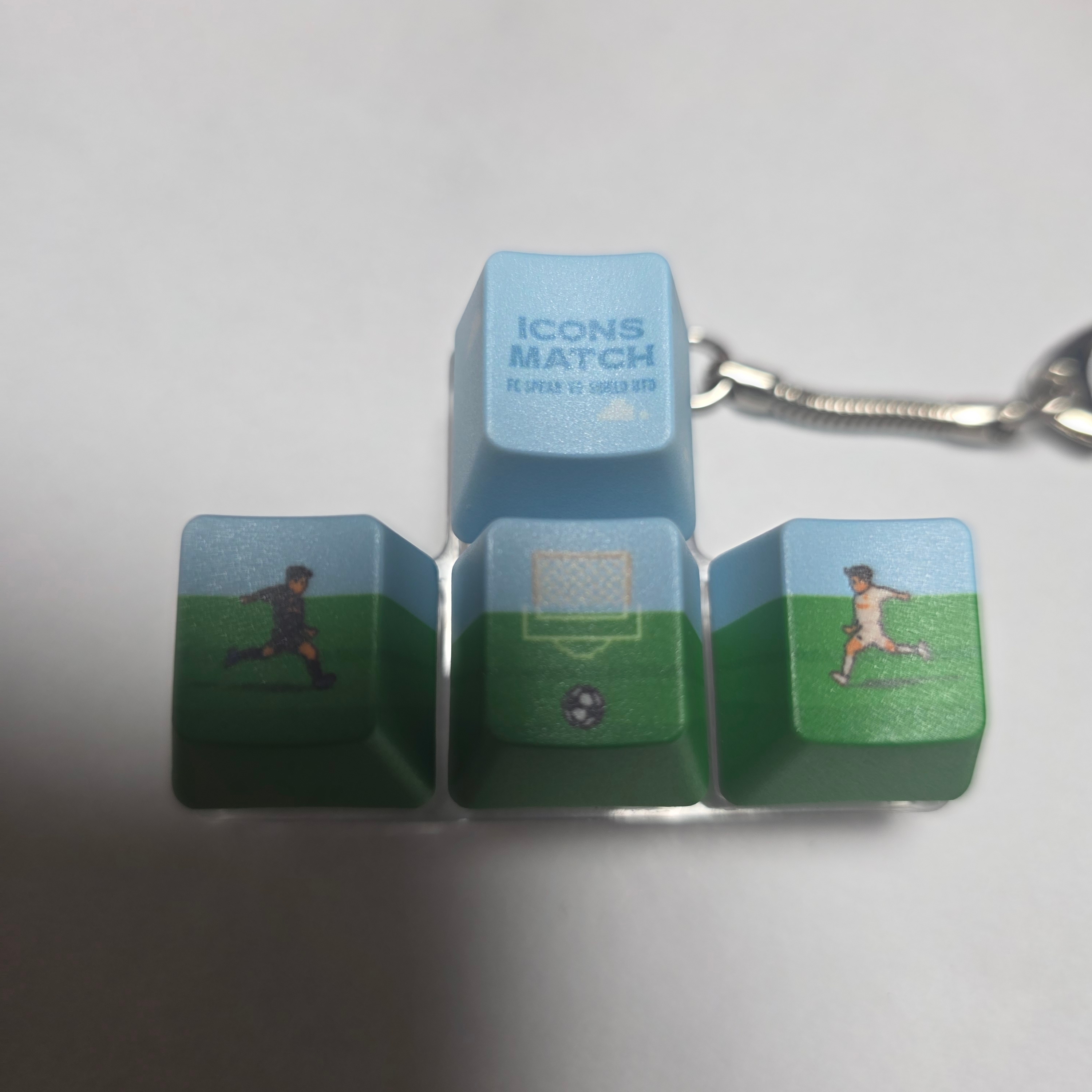 Keycap keyring Pixel 착용 스타일