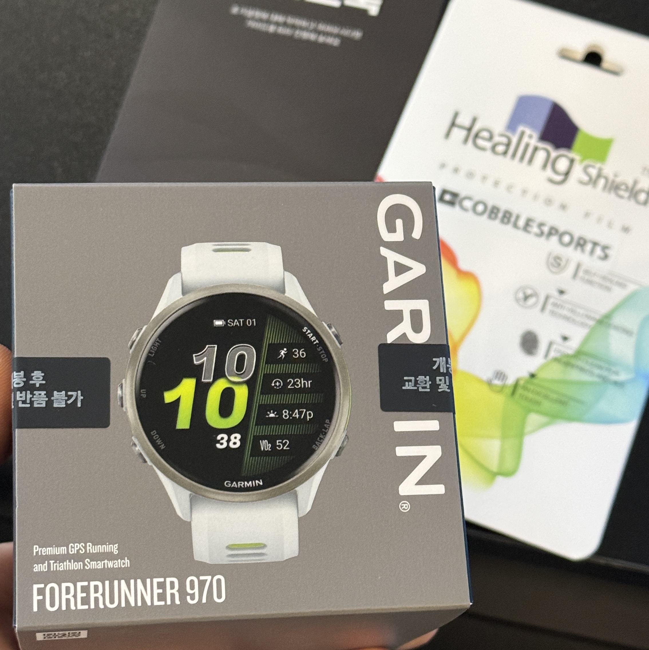[10% 적립] Garmin Forerunner 970 GPS Whitestone 착용 스타일