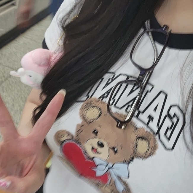 (W) Ganni Basic Jersey Bear T-Shirt White 착용 스타일