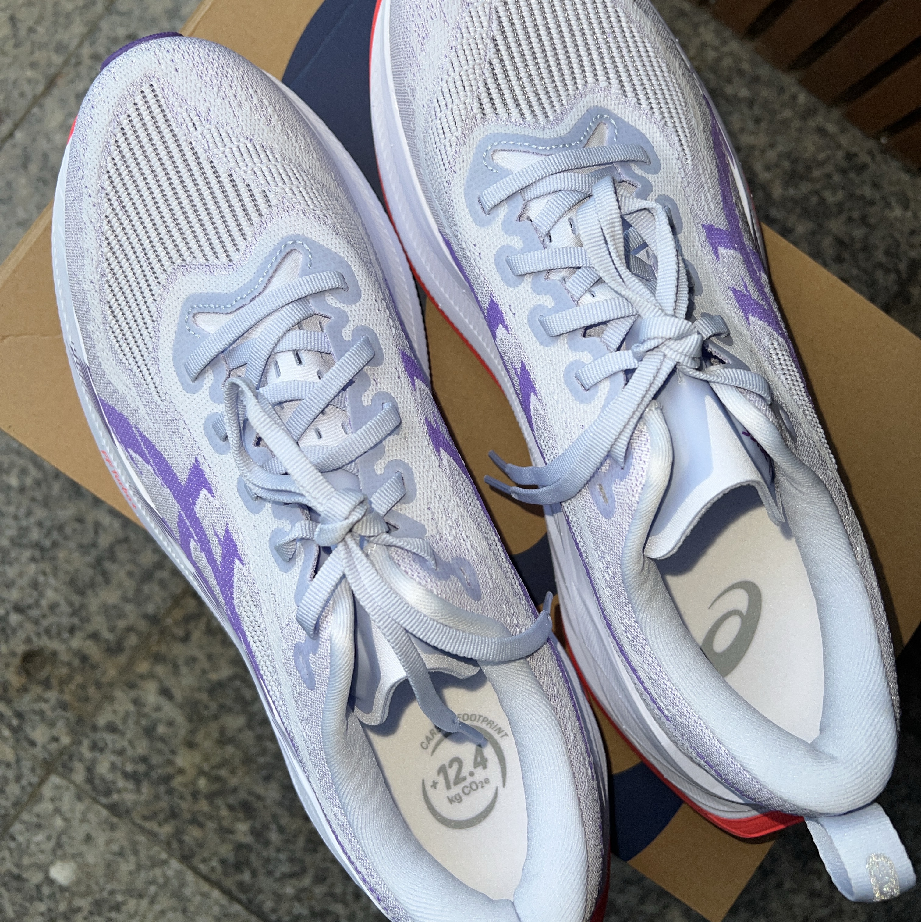 Asics Superblast 2 Blue Fade Edo Purple 착용 스타일 - 6