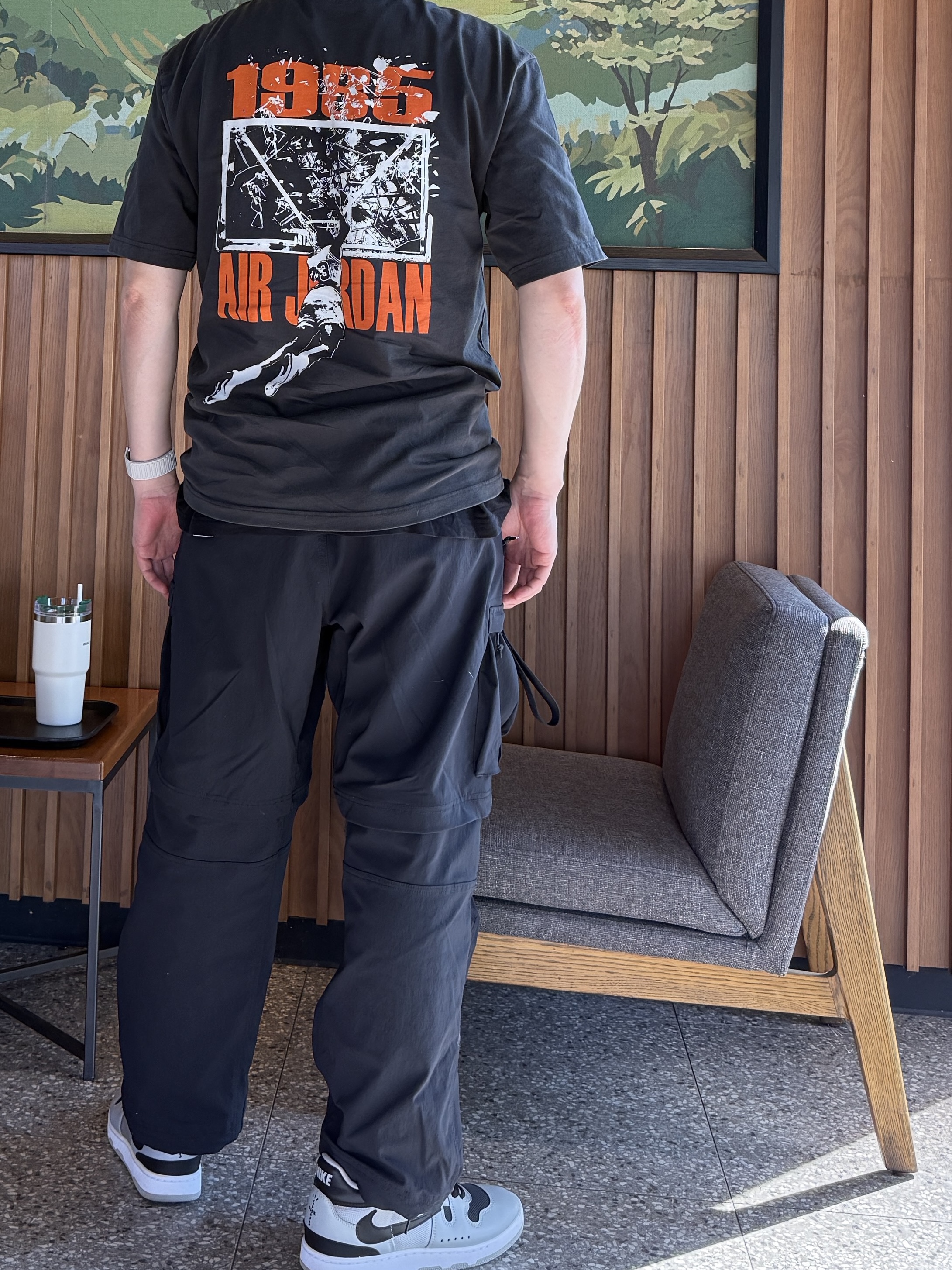 Jordan Brooklyn Oversized Graphic T-Shirt Off Noir Sail (IB3297-045), Human Made T-Shirts Black (3 Pack) 착용 스타일