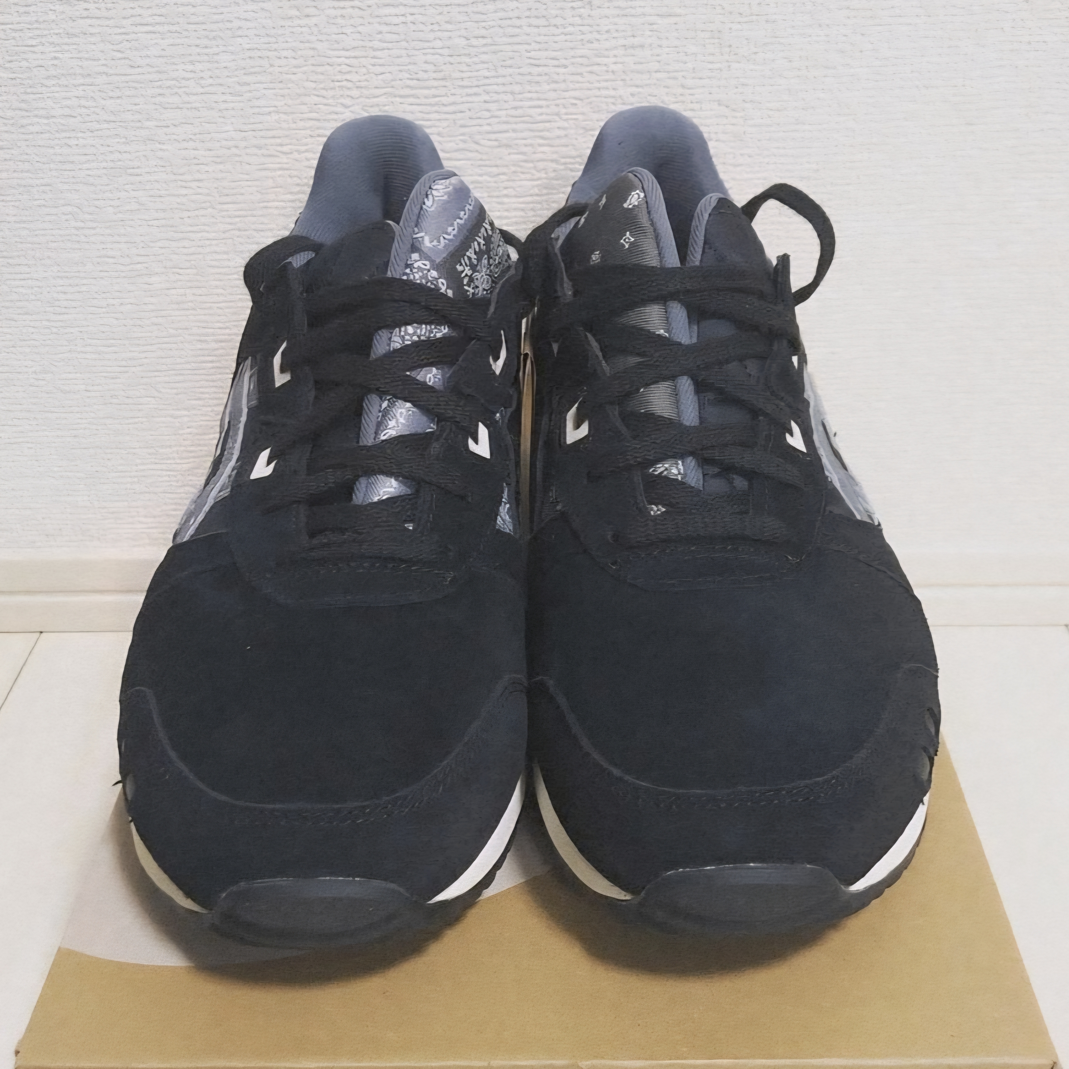 Asics Gel-Lyte III OG Black Cream 착용 스타일