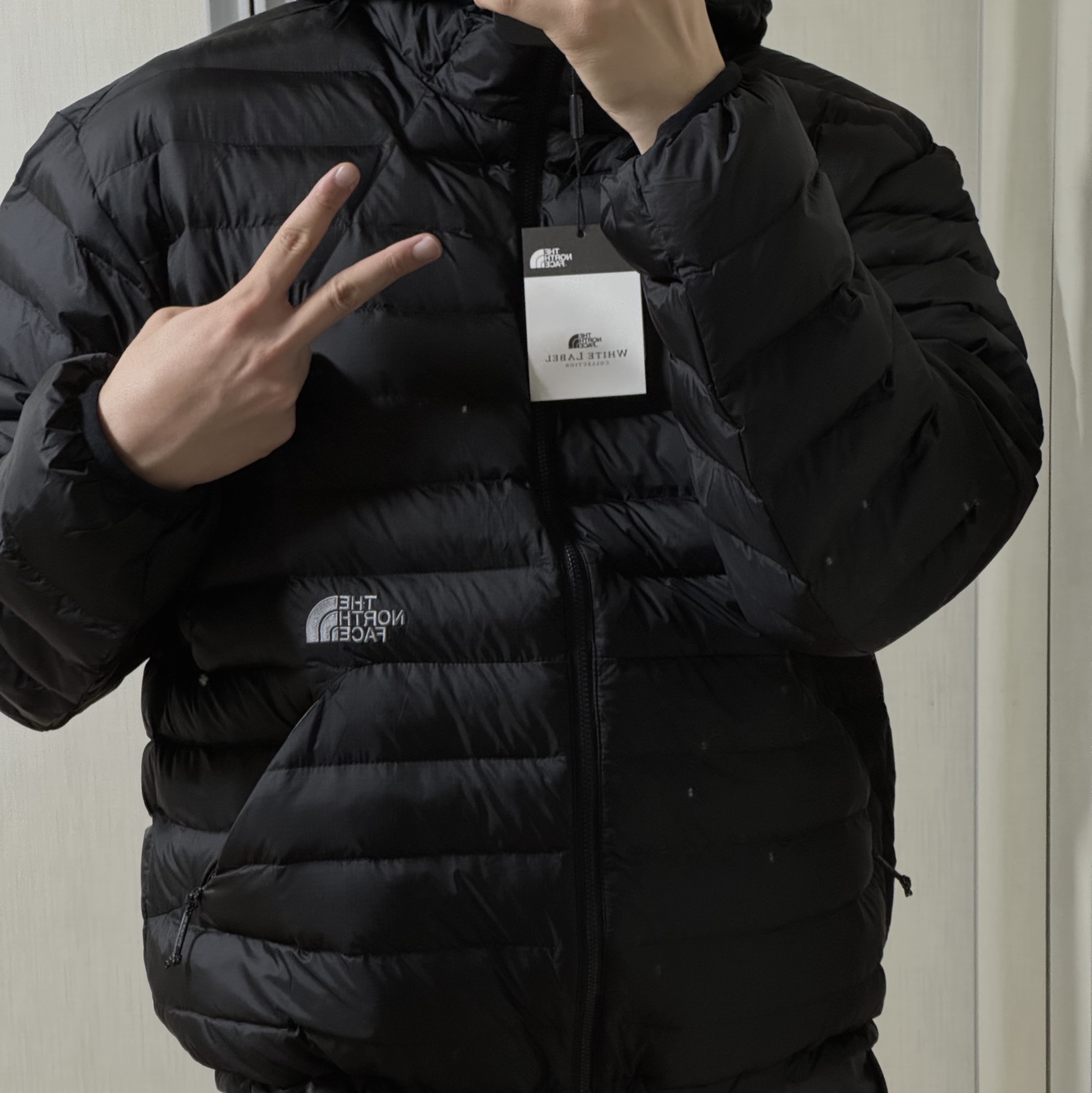 The North Face Ventus On Jacket Black 착용 스타일 - 2