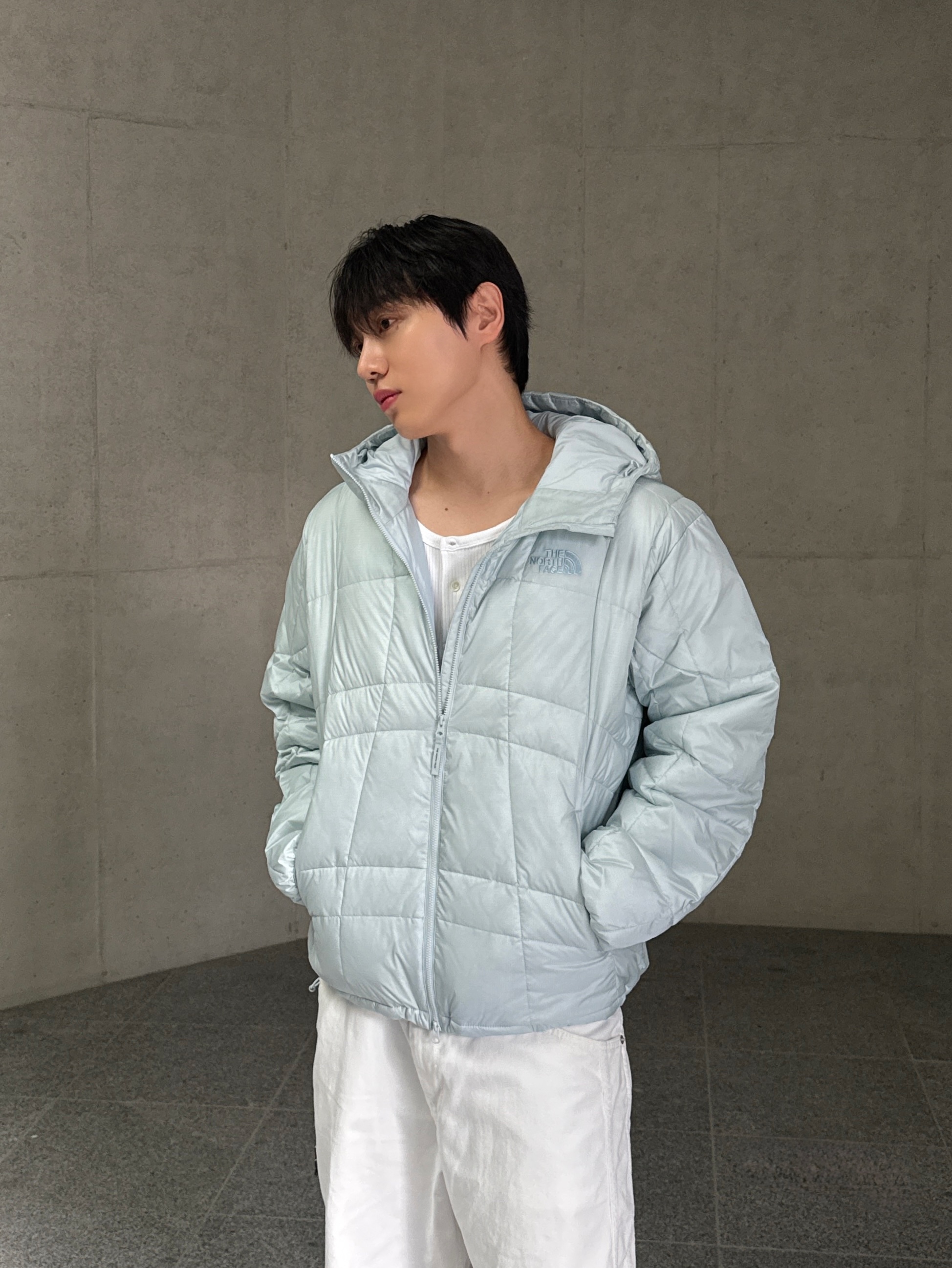 The North Face Wave LT On Jacket Light Blue 착용 스타일 - 2