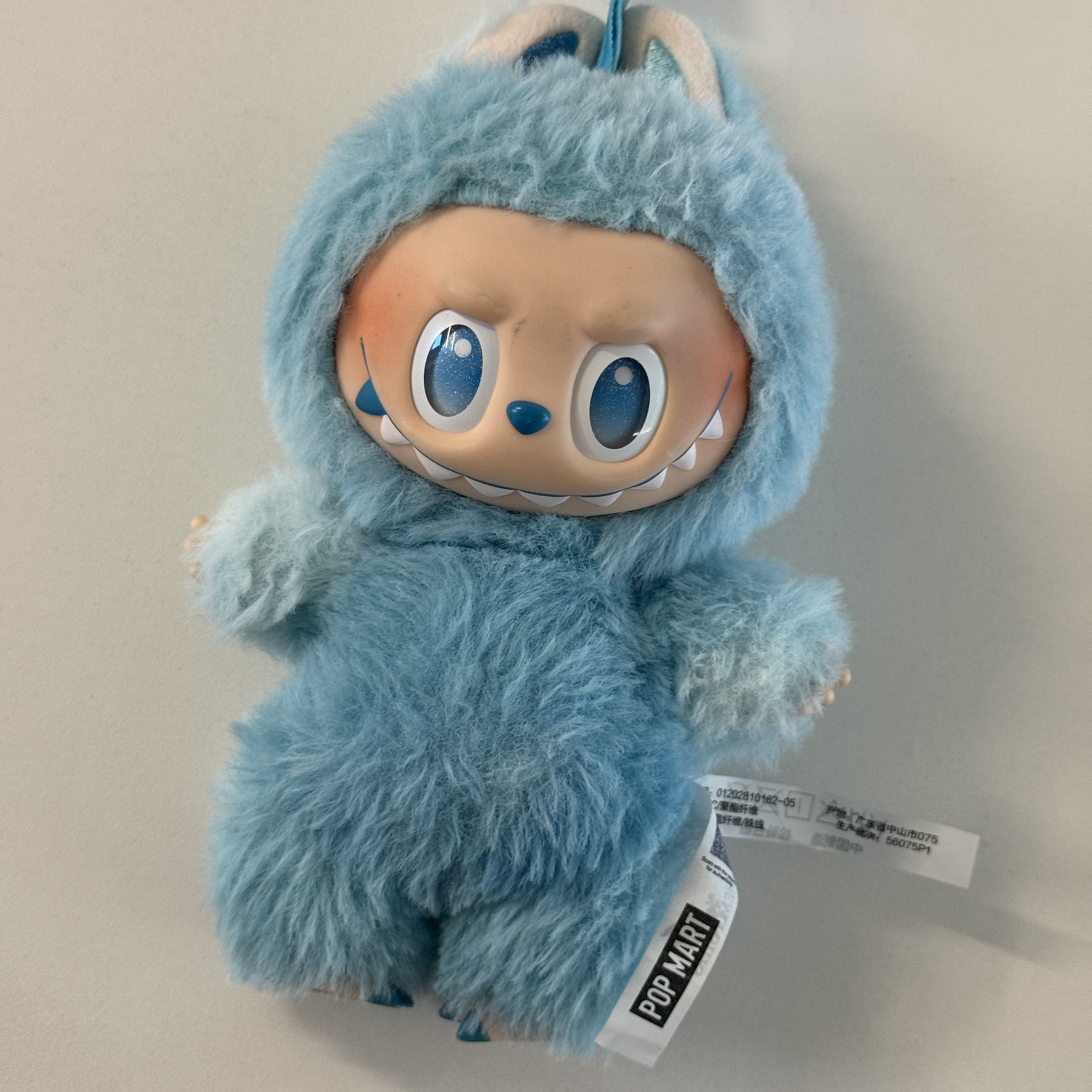Pop Mart Labubu The Monsters Highlight Series Hope Keyring (Opened Case) 착용 스타일