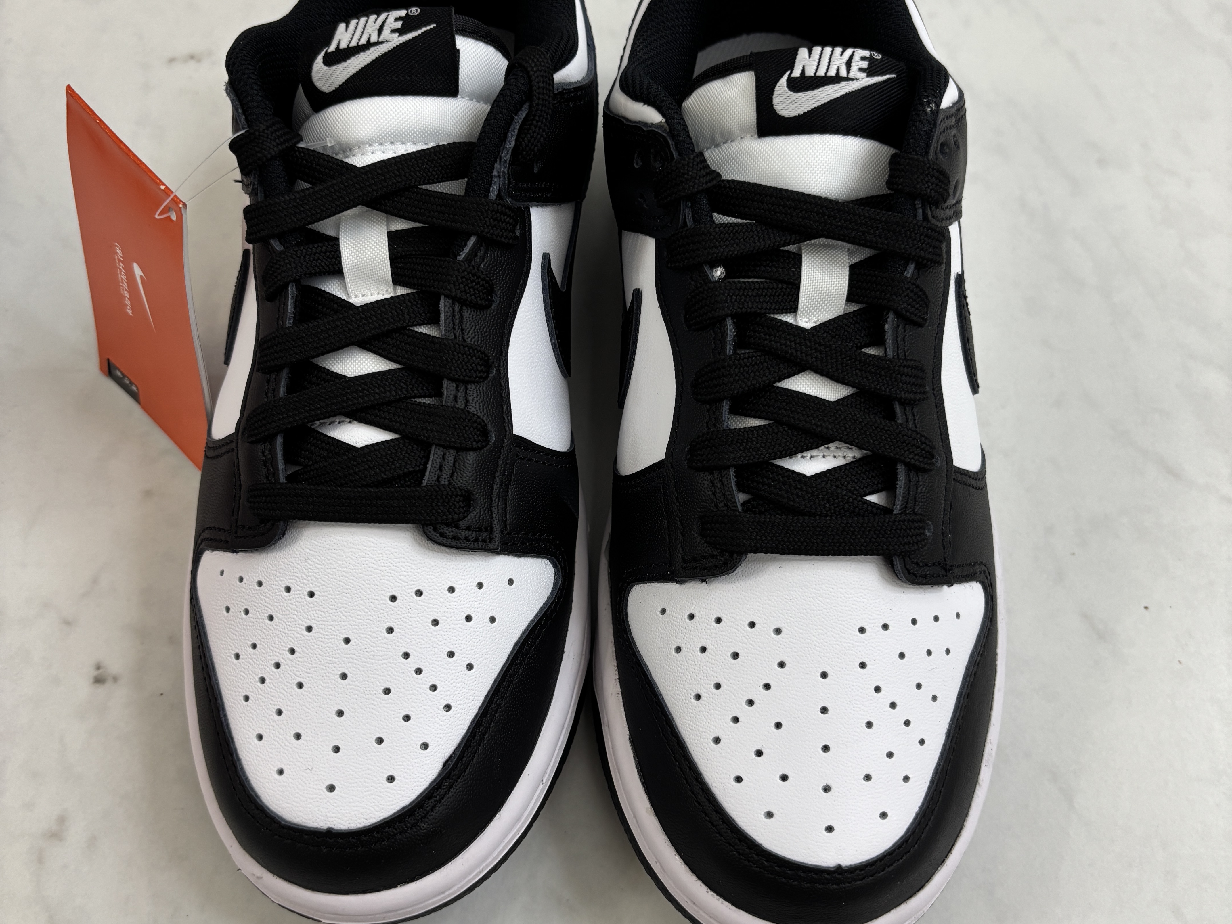 (W) Nike Dunk Low Black 착용 스타일 - 3