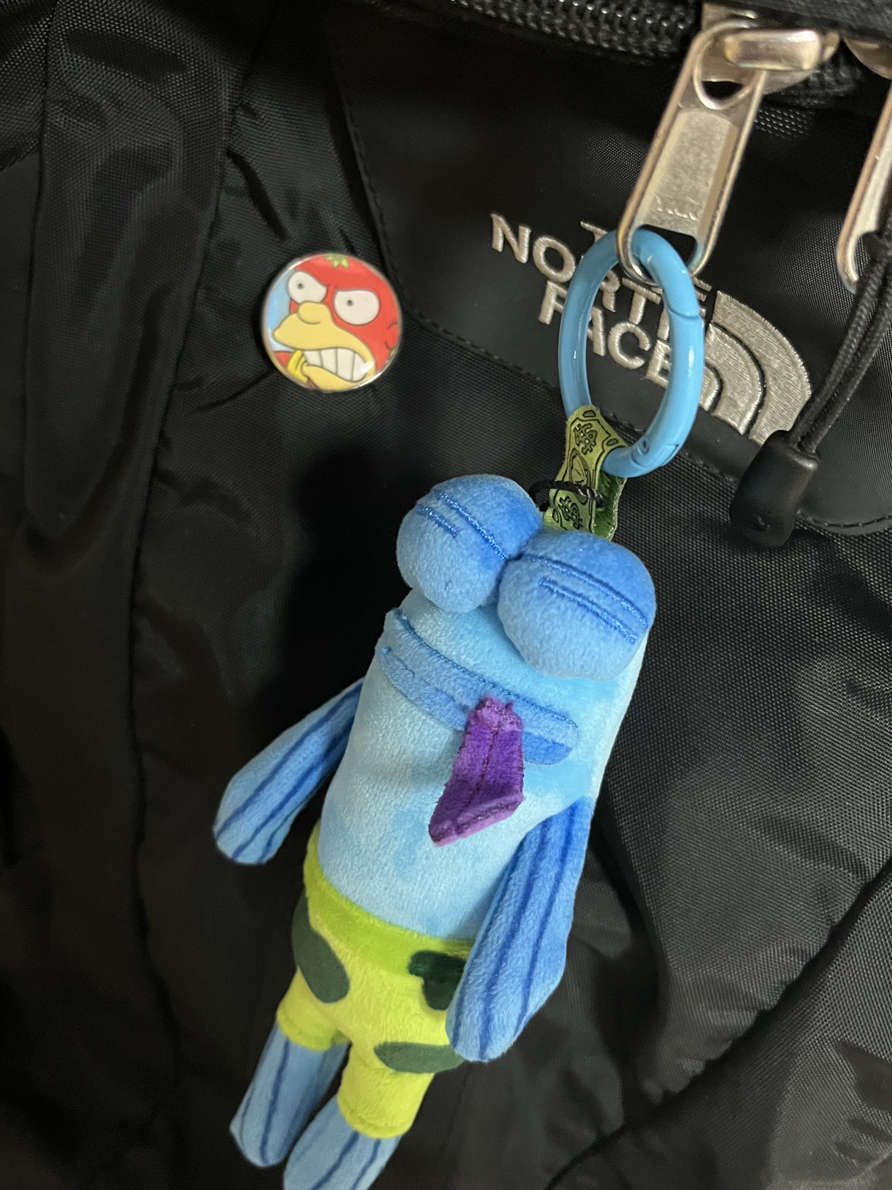 Pop Mart Bikini Bottom Buddies Whimsical Plush Flat Fish (Opened Case) 착용 스타일