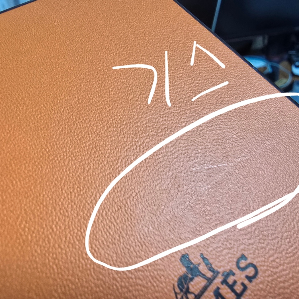 (W) Hermes Mini Pop H Pendant Rose Gold & Blanc 착용 스타일 - 7
