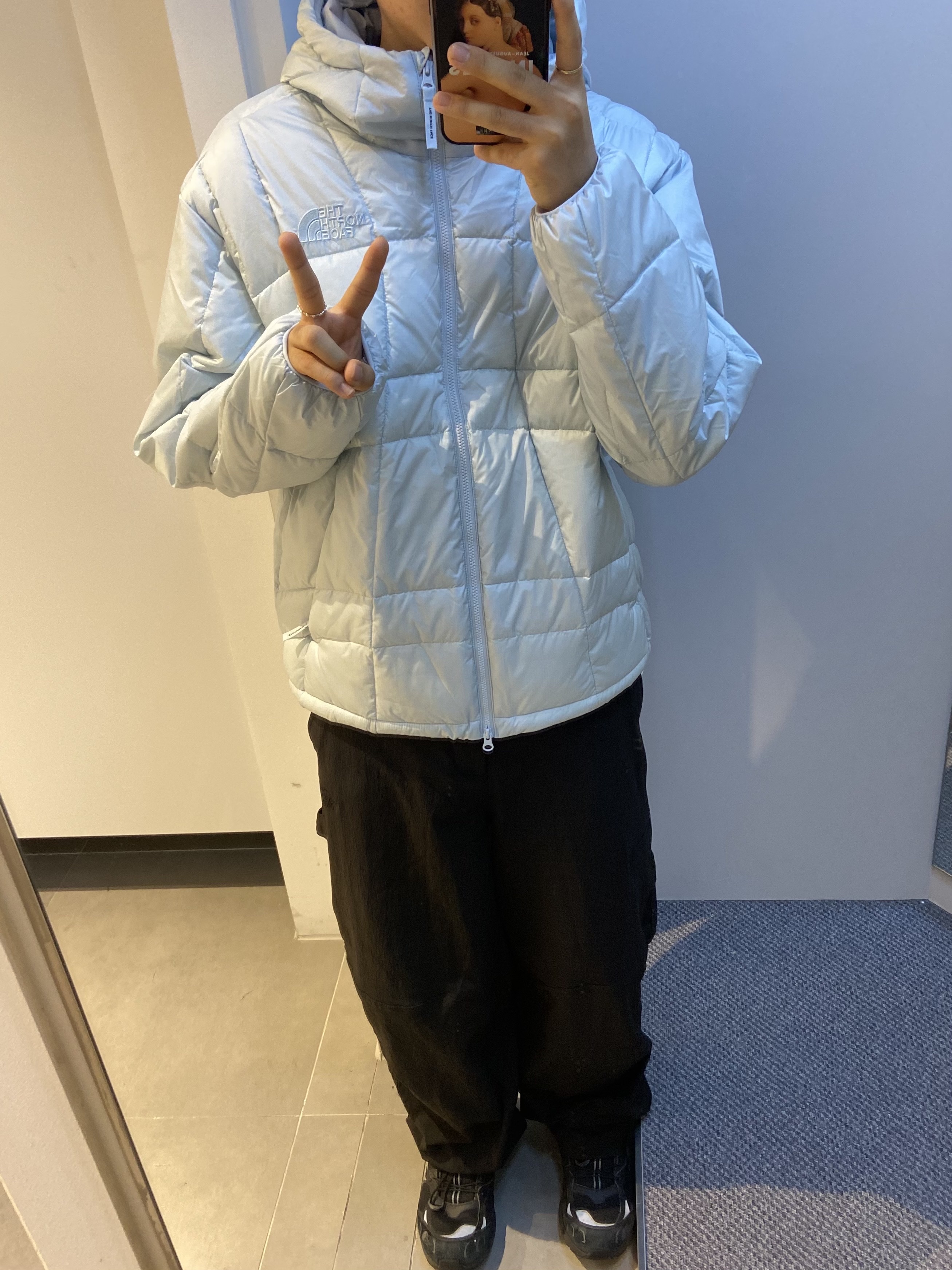 Salomon RX Moc 3.0 Vanilla Ice, The North Face Carpenter Bermuda Shorts Dark Gray 착용 스타일 - 5