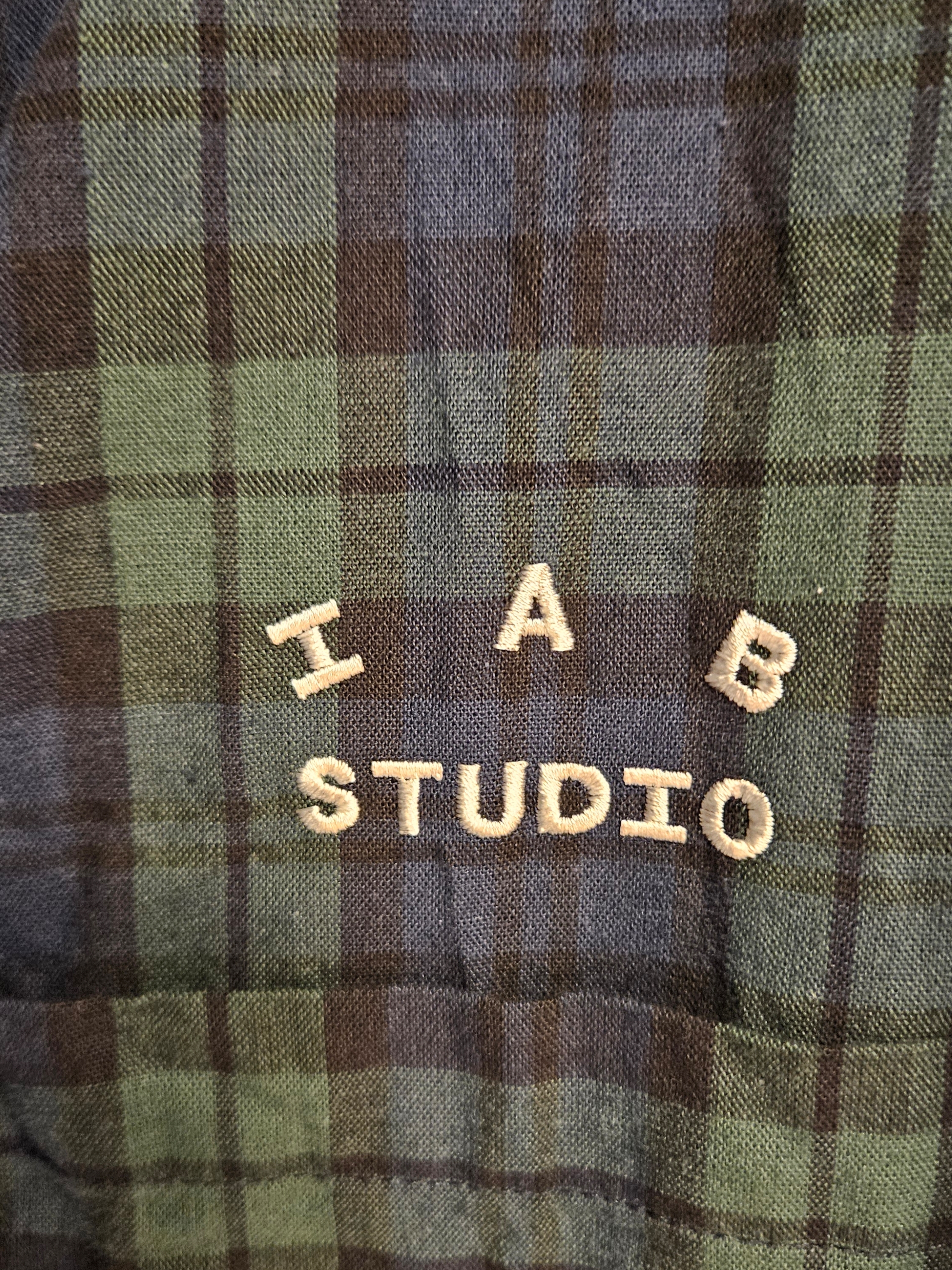 IAB Studio Blackwatch Tartan Shirt Blue Green 착용 스타일