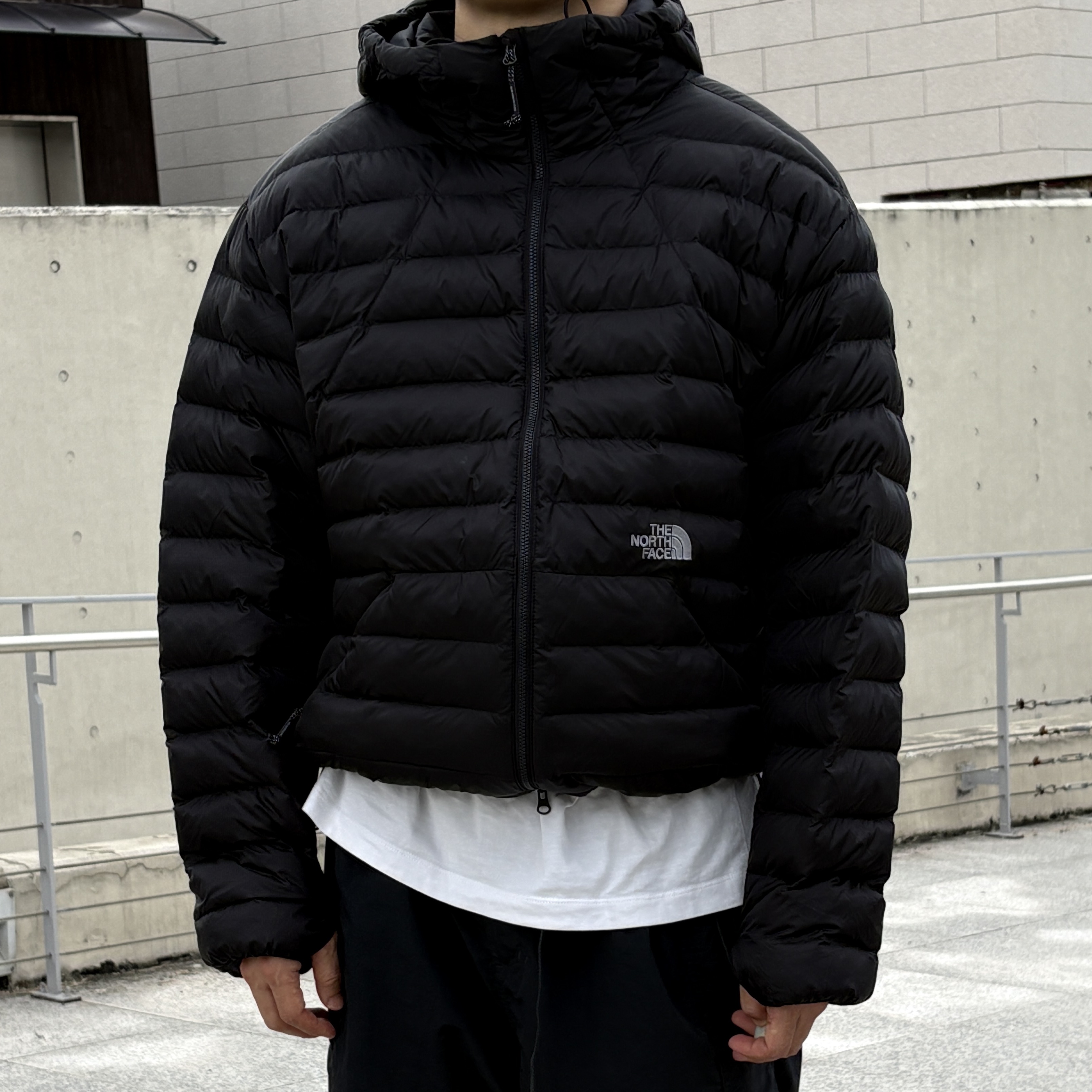 The North Face Ventus On Jacket Black 착용 스타일 - 4