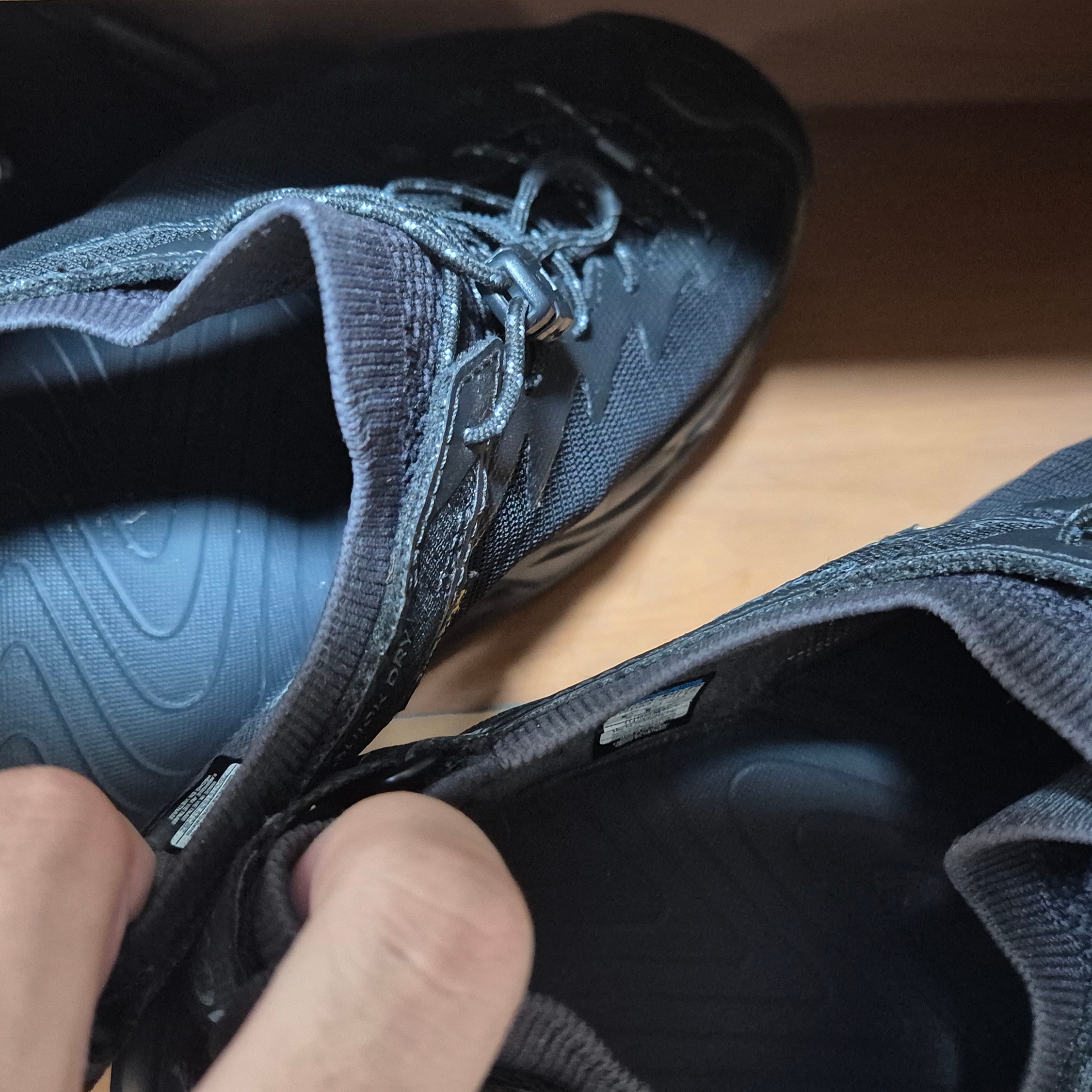 Hoka Hopara 2 Black 착용 스타일