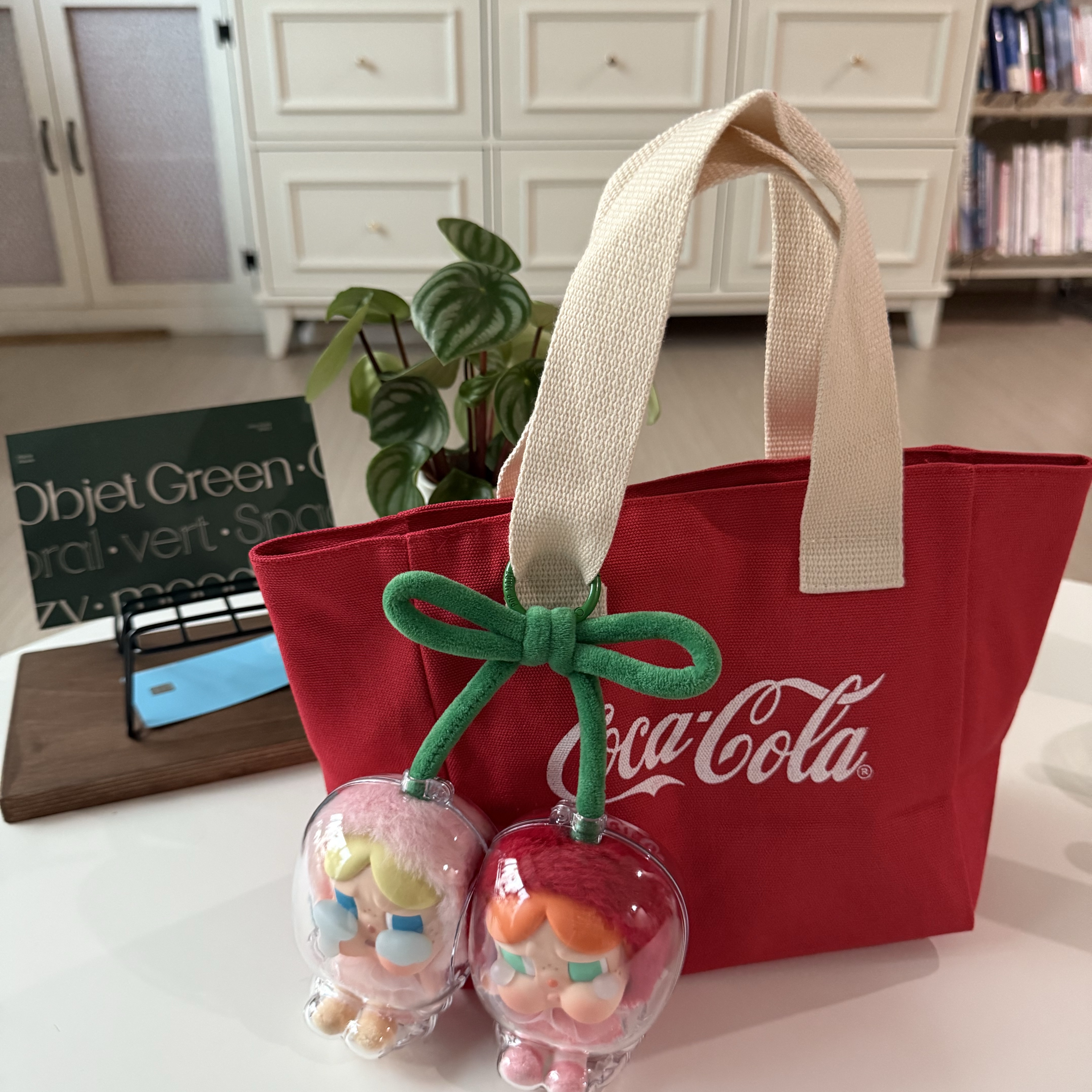 Pop Mart Crybaby Crying For Love Series Vinyl Plush 착용 스타일 - 3