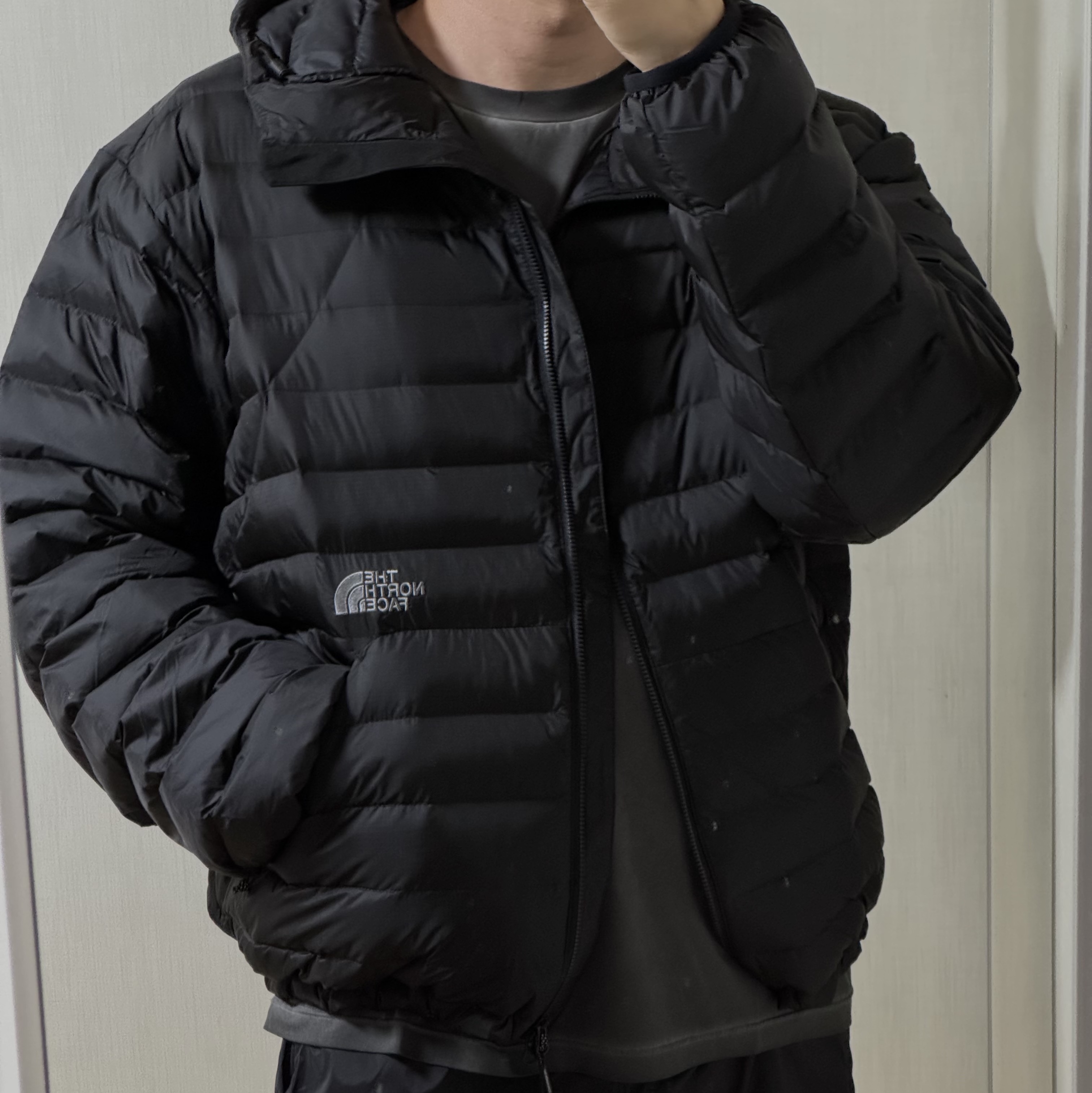 The North Face Ventus On Jacket Black 착용 스타일 - 1