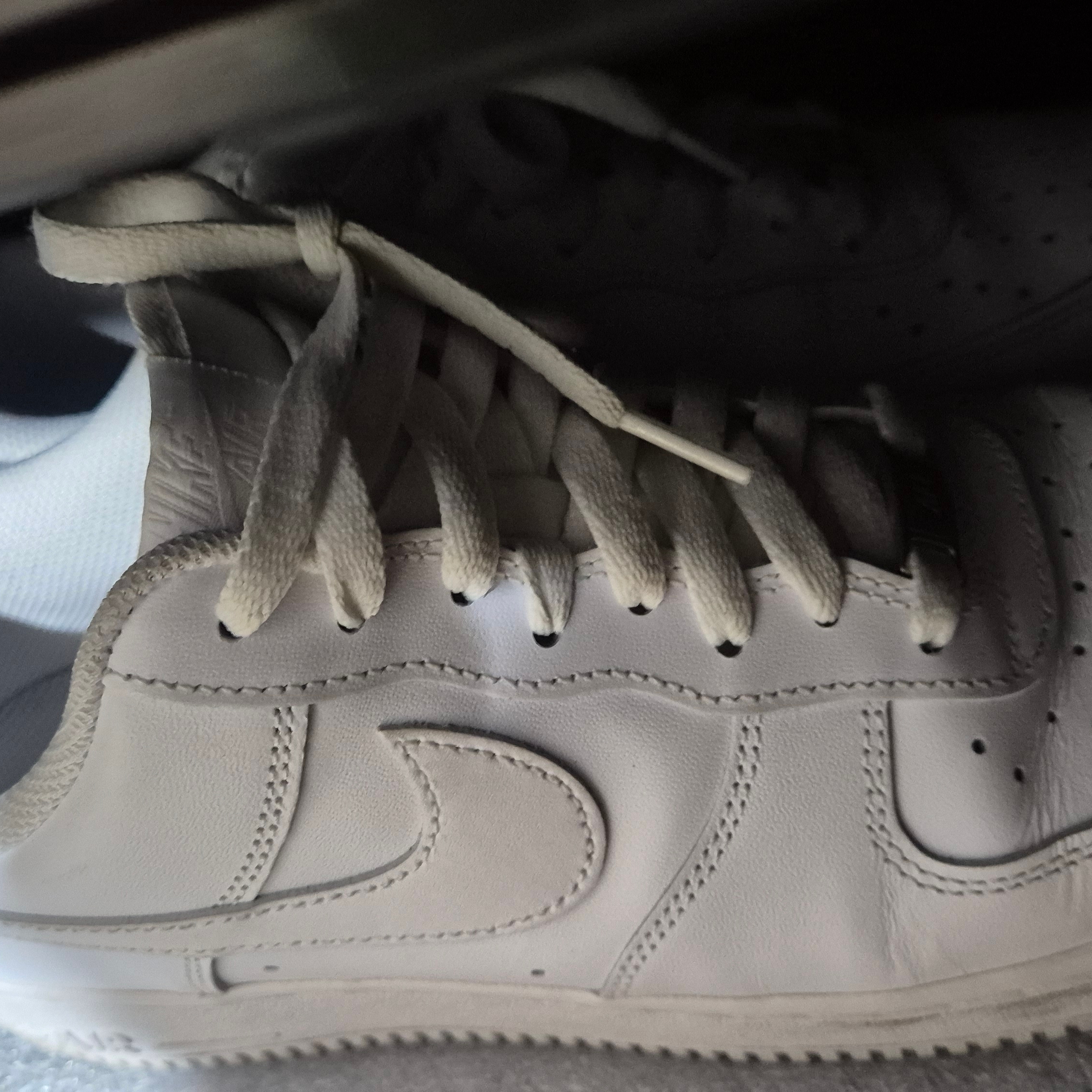 Nike Air Force 1 '07 Low White 착용 스타일