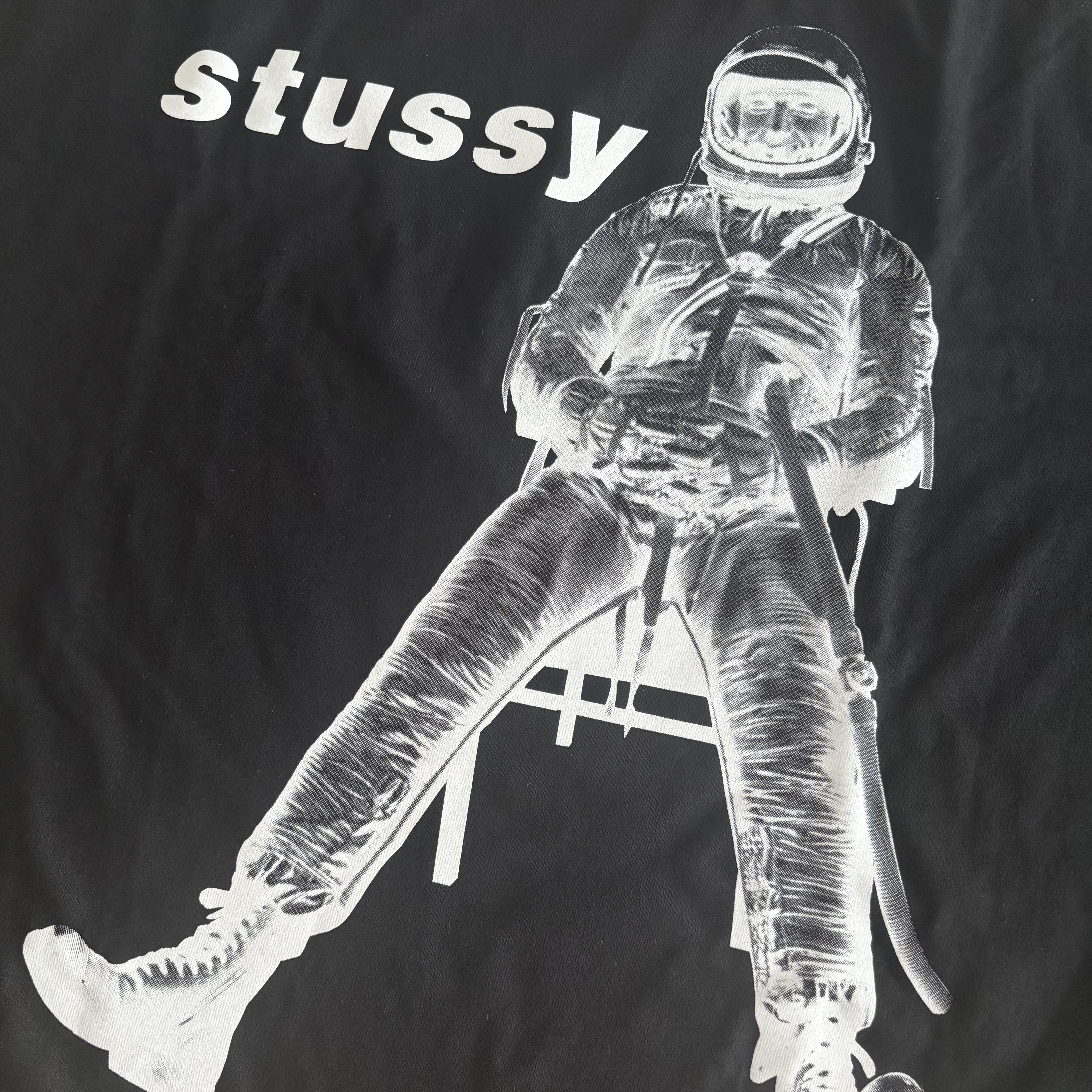 Stussy Astronaut T-Shirt Black 착용 스타일 - 3