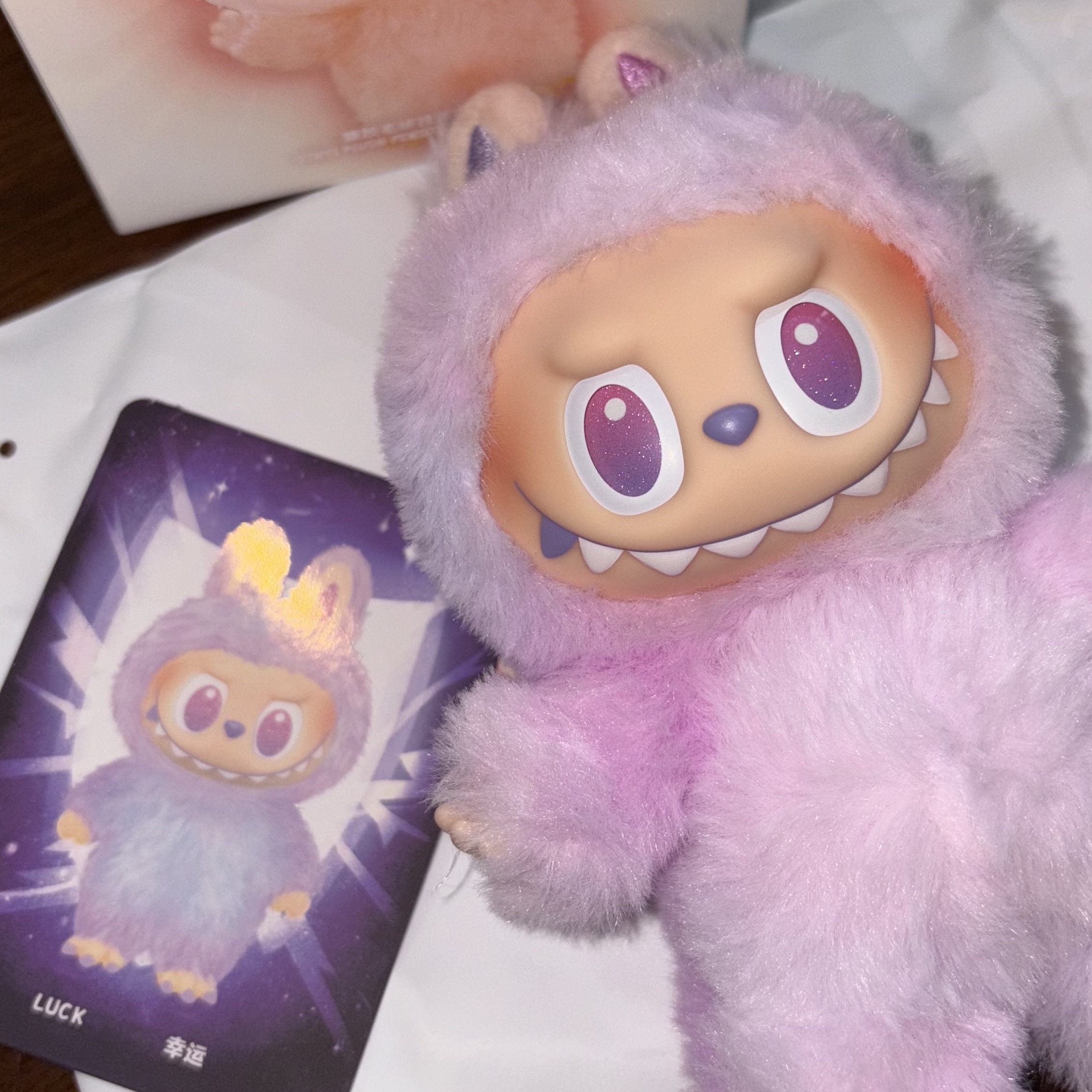 Pop Mart Labubu The Monsters Highlight Series Luck Keyring (Opened Case) 착용 스타일