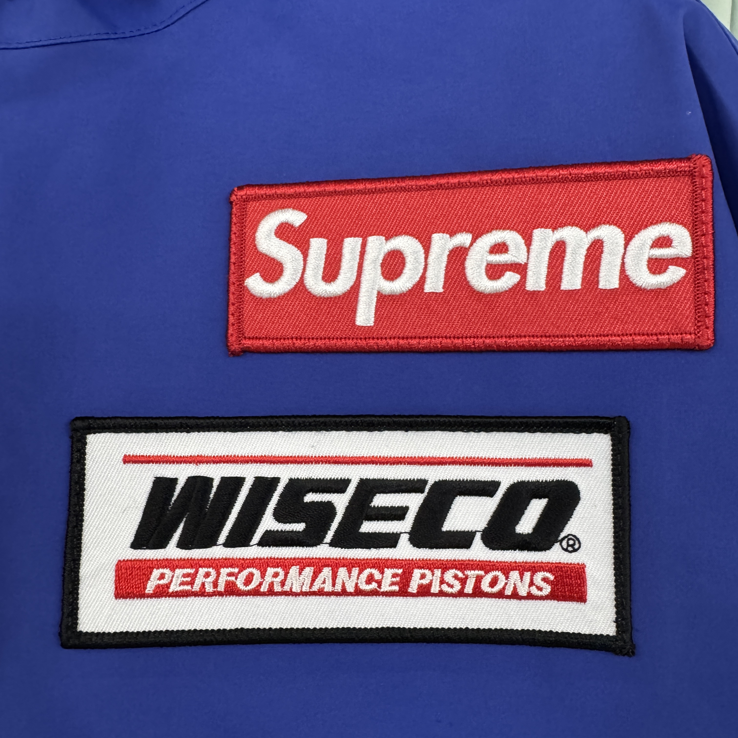 Supreme x Vanson Leathers Gore-Tex Shell Jacket Royal - 25FW 착용 스타일 - 3