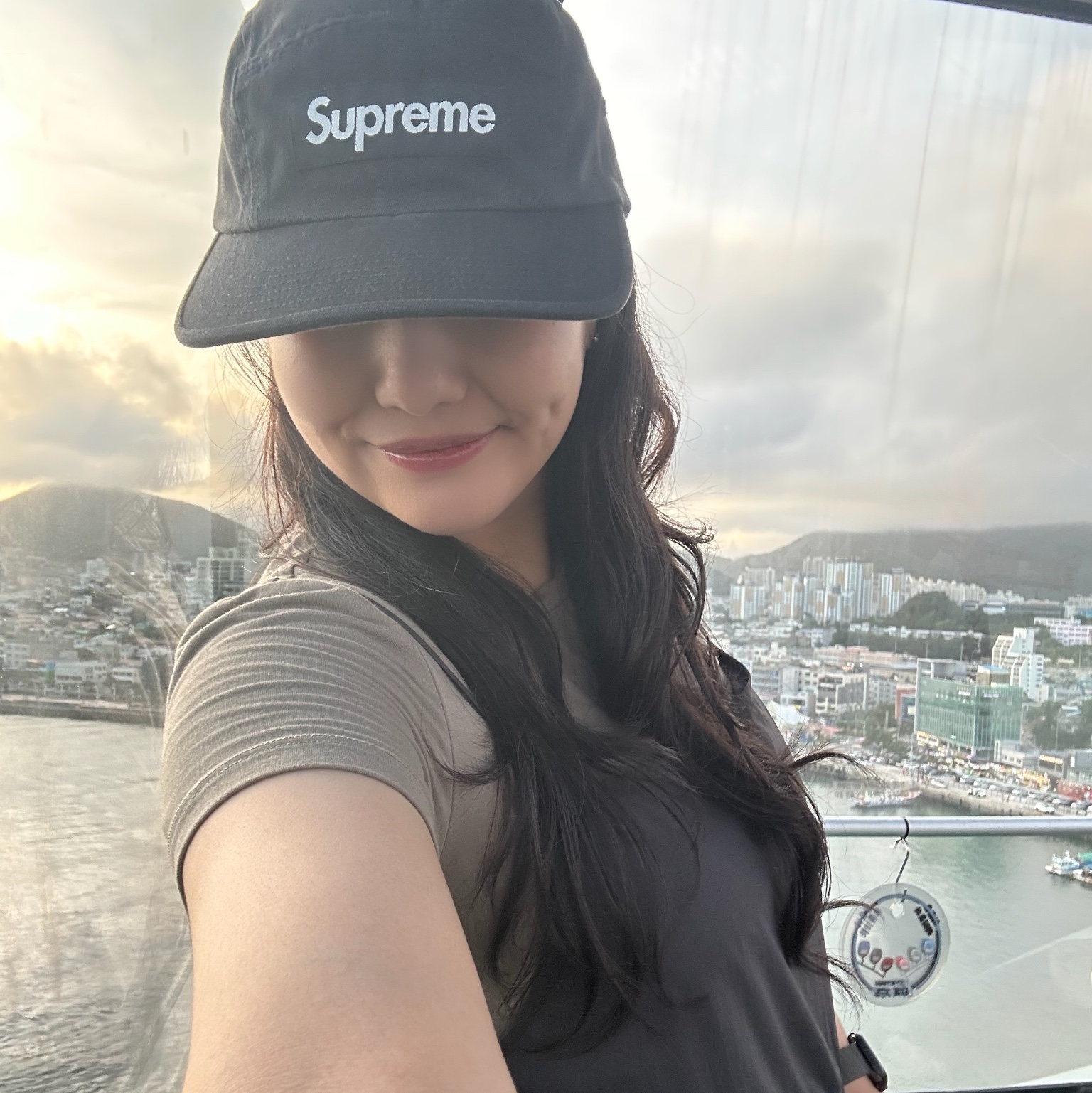 Supreme Washed Chino Twill Camp Cap Black 착용 스타일