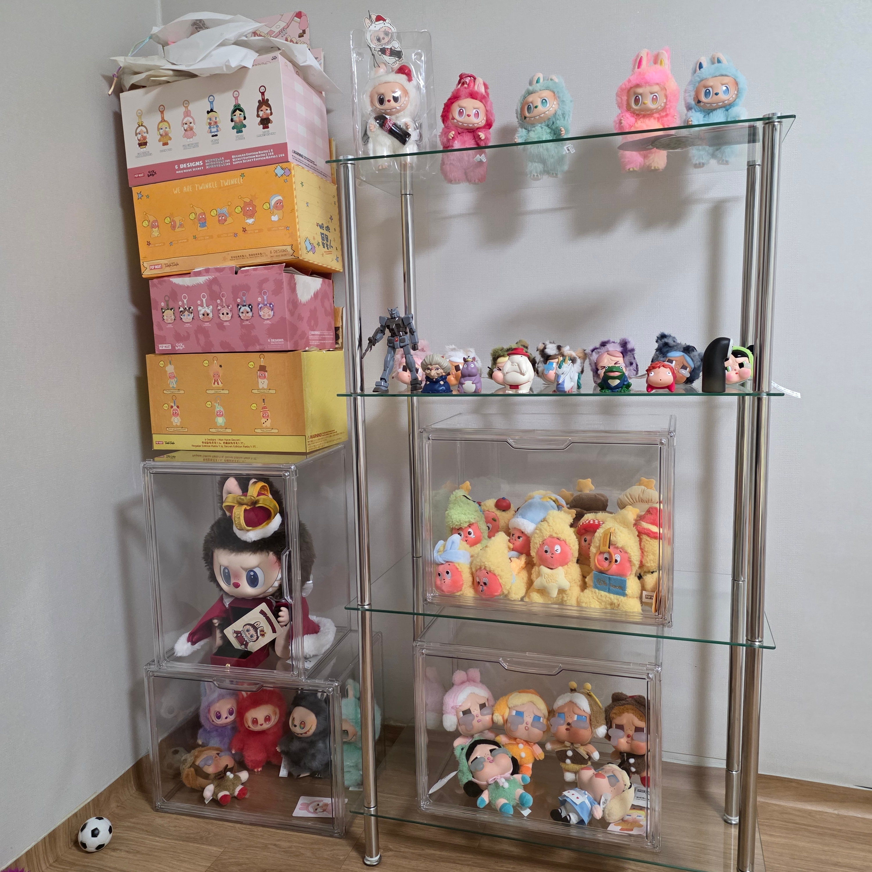 Pop Mart We Are Twinkle Twinkle Little Stars Series Plush Keyring Sealed Case (6 Blind Boxes), Pop Mart Crybaby Crying Again Series Plush Keyring Sealed Case (6 Blind Boxes) 착용 스타일 - 5