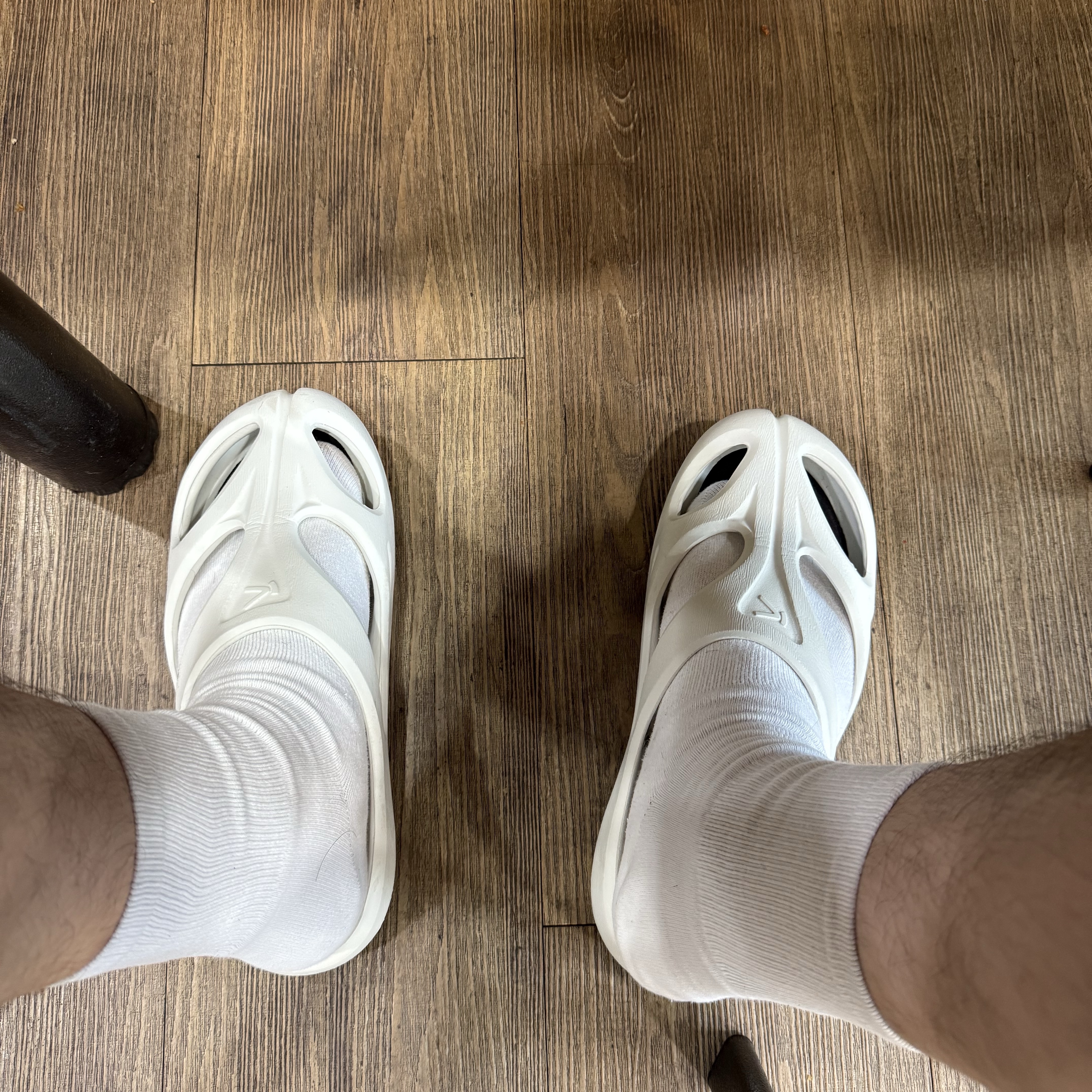 (W) Keen Shanti White Black 착용 스타일