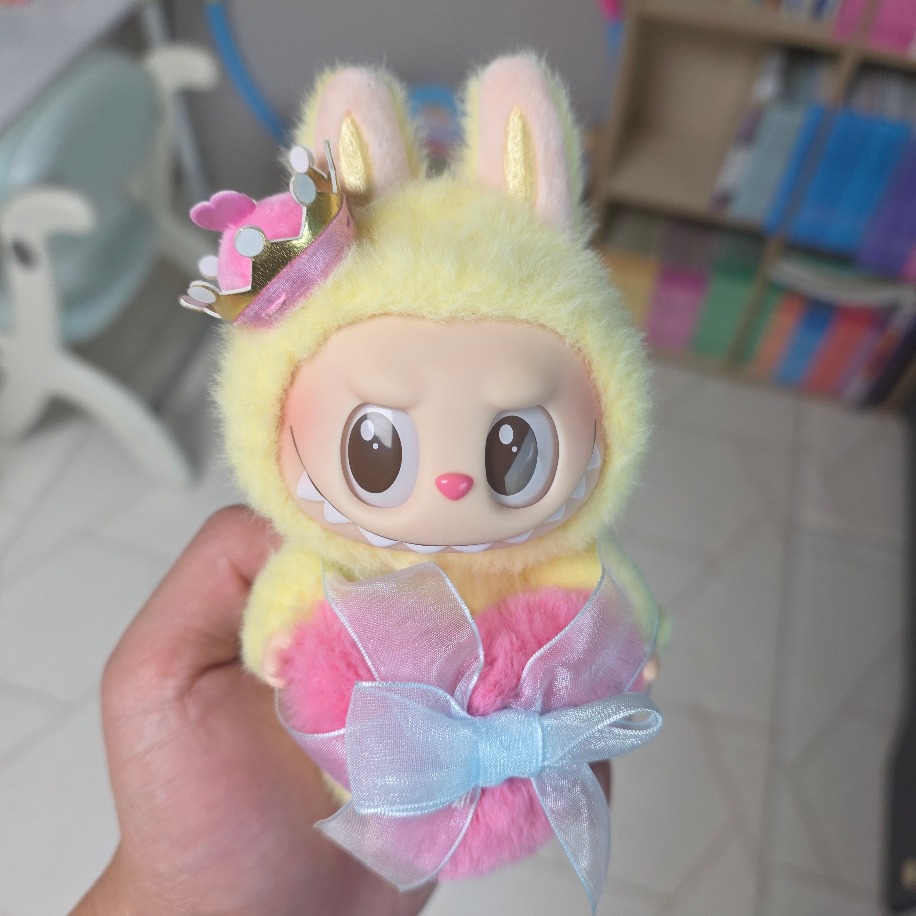 Pop Mart The Monsters Checkmate Series Plush Keyring 착용 스타일