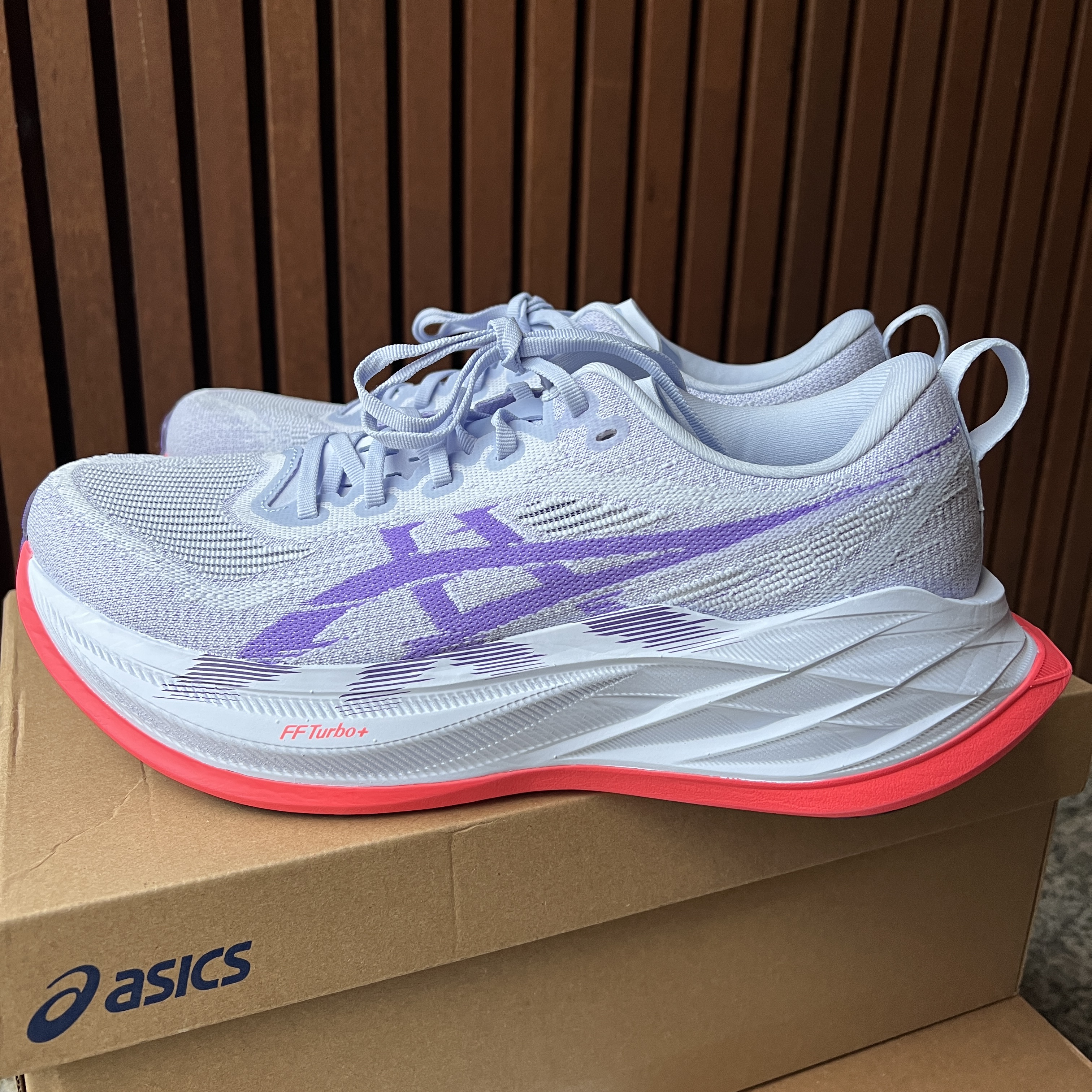 Asics Superblast 2 Blue Fade Edo Purple 착용 스타일 - 3