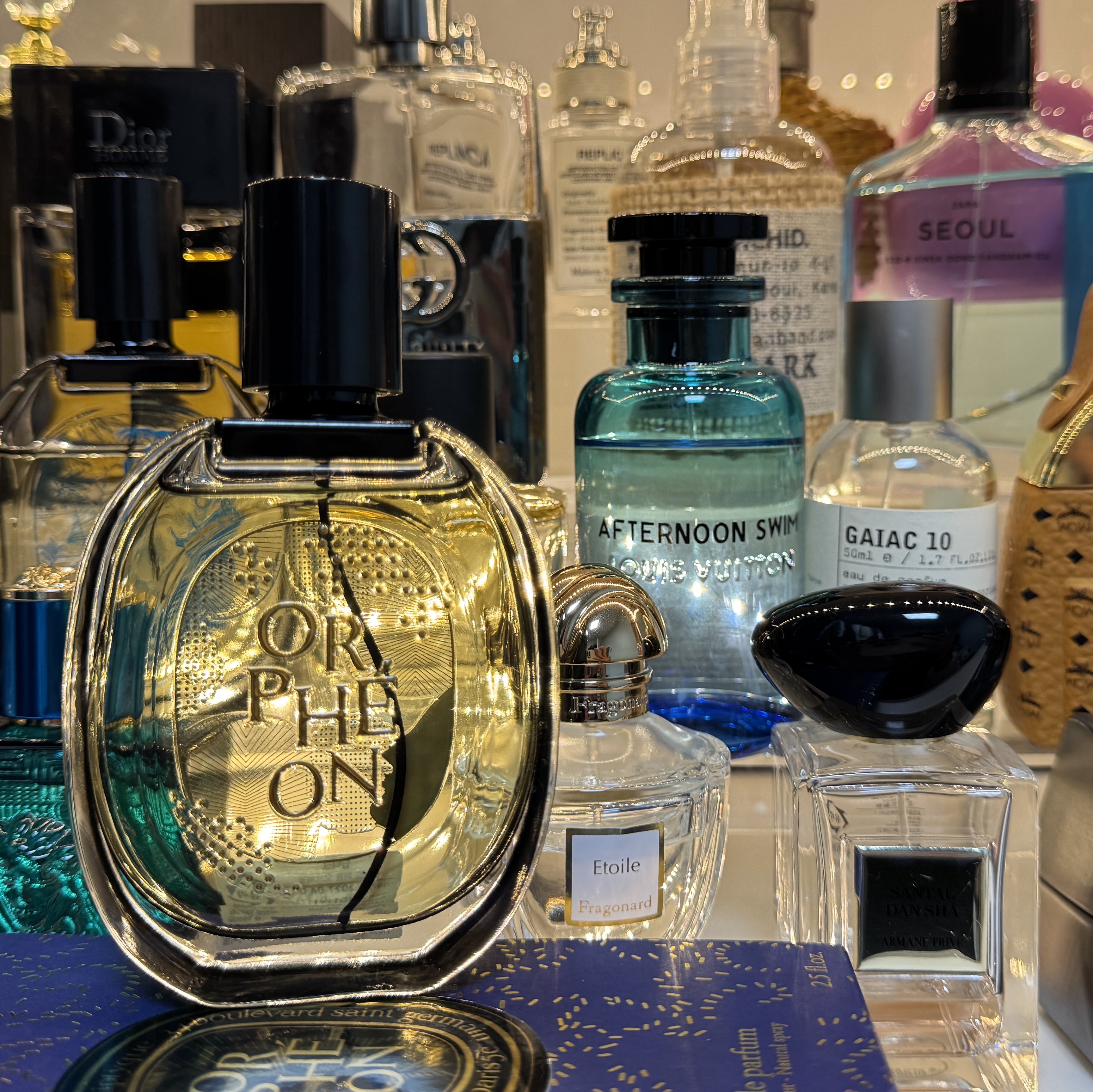 Diptyque Orpheon Limited Edition Eau De Parfum 75ml A, Le Labo Gaiac 10 Eau De Parfum 50ml 착용 스타일 - 1