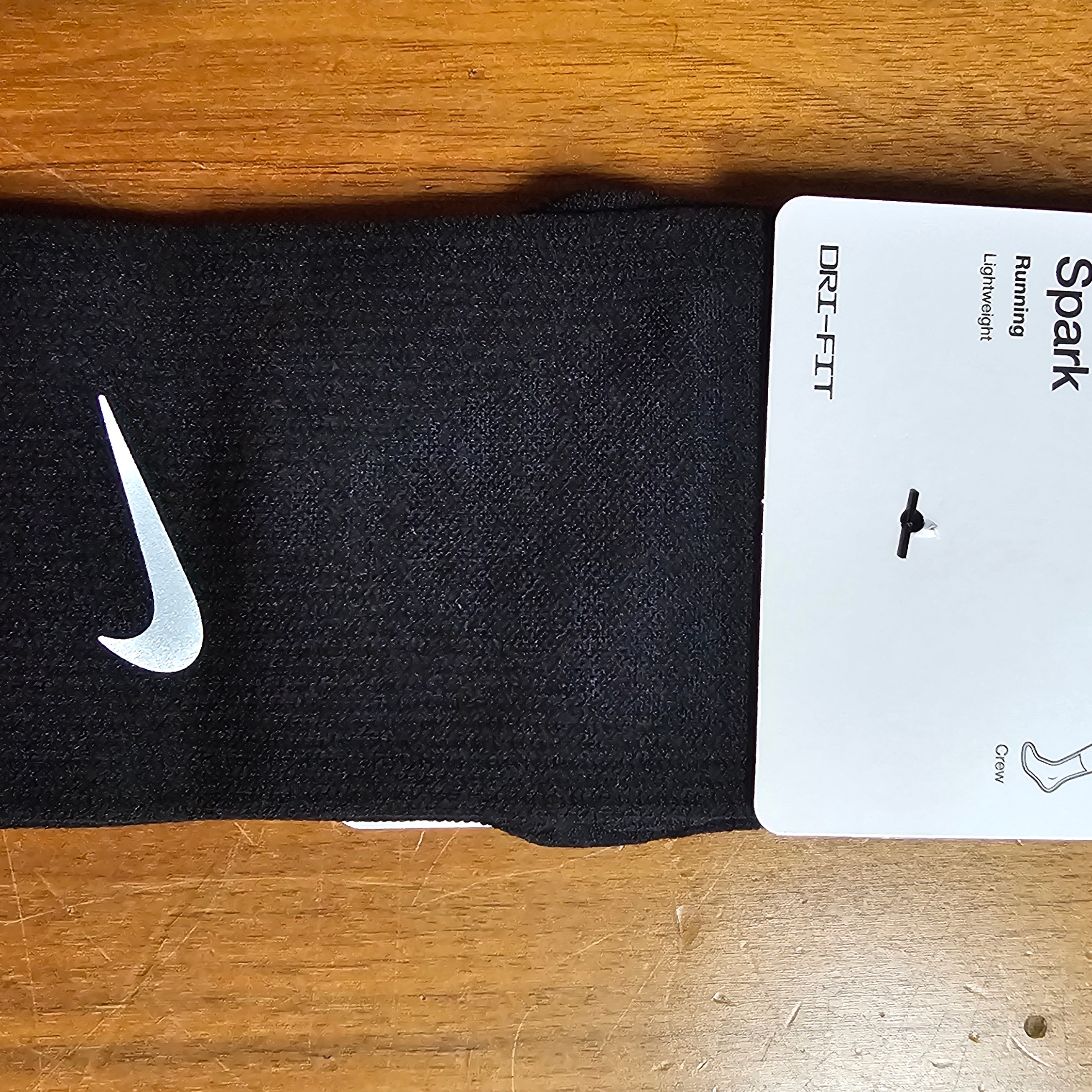 Nike Spark Lightweight Running Crew Socks Black Reflect Silver (Korean Ver.) 착용 스타일 - 4