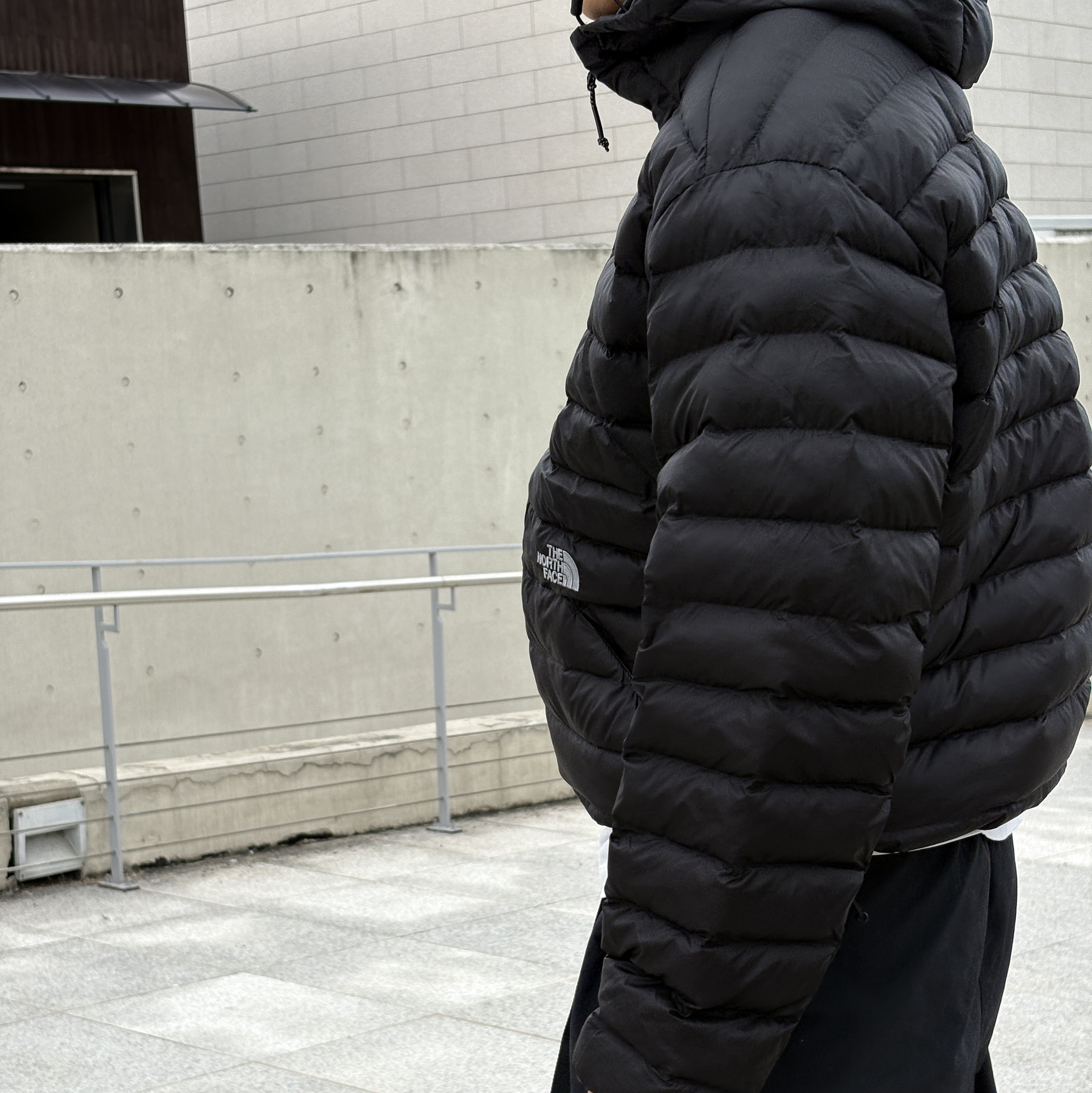 The North Face Ventus On Jacket Black 착용 스타일 - 3