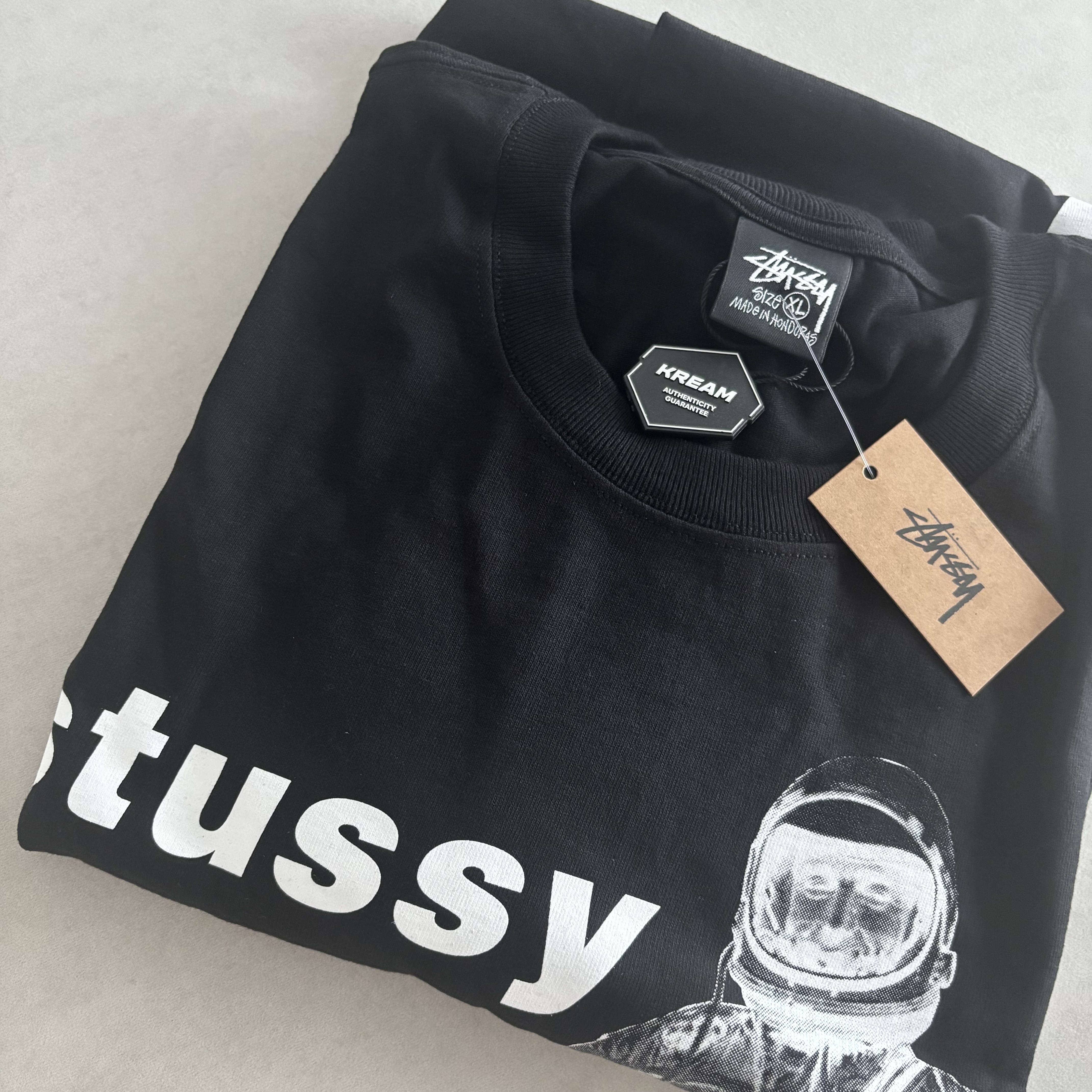 Stussy Astronaut T-Shirt Black 착용 스타일 - 1