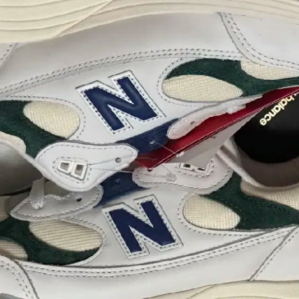New Balance 992 Made in USA Marsh Green 착용 스타일
