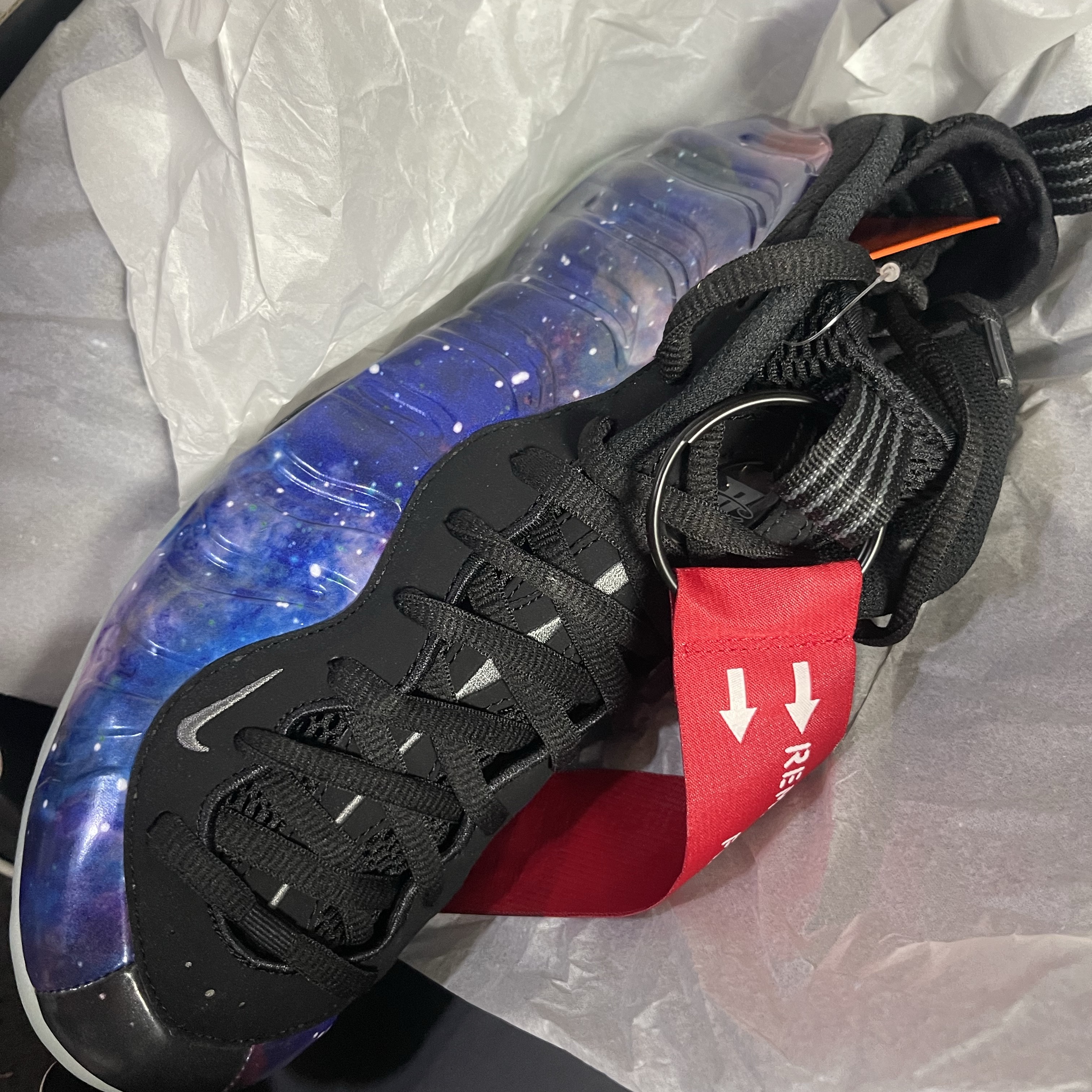 Nike Air Foamposite One Galaxy 착용 스타일