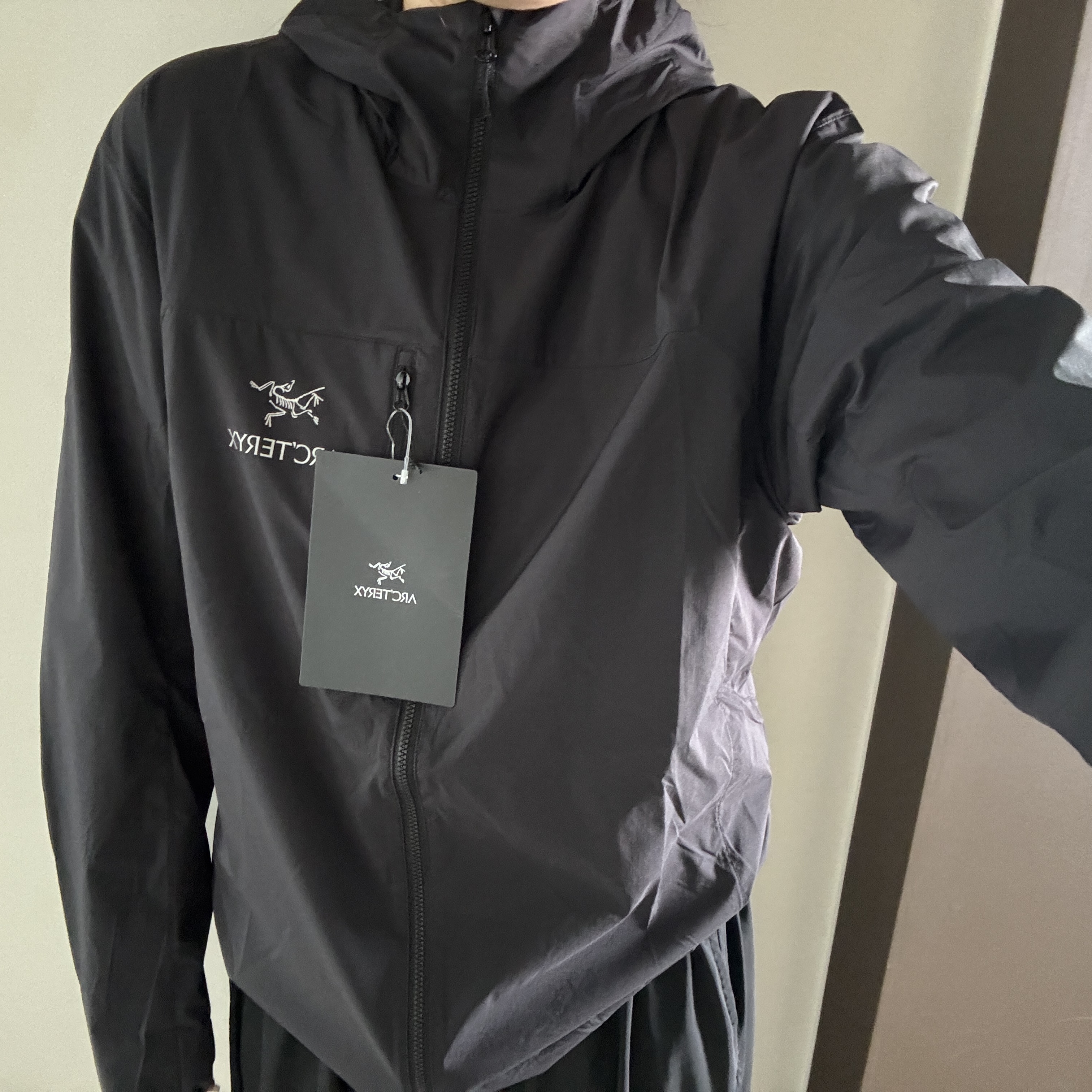 Arc'teryx Squamish Hoody Black 착용 스타일